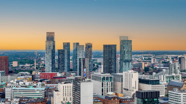 Manchester 3-Day Budget Itinerary: Backpacker's Guide