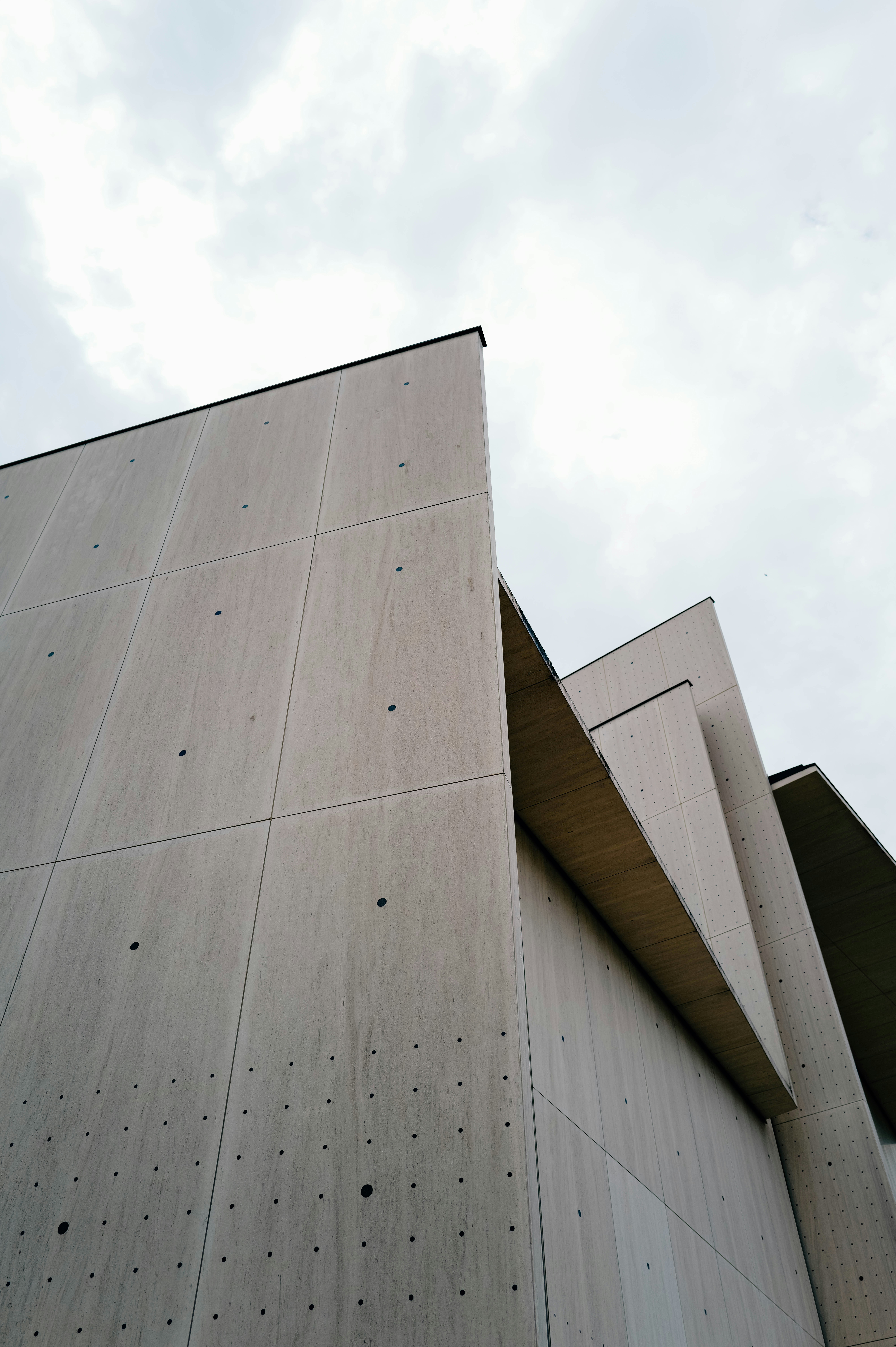 Photo by adrienolichon