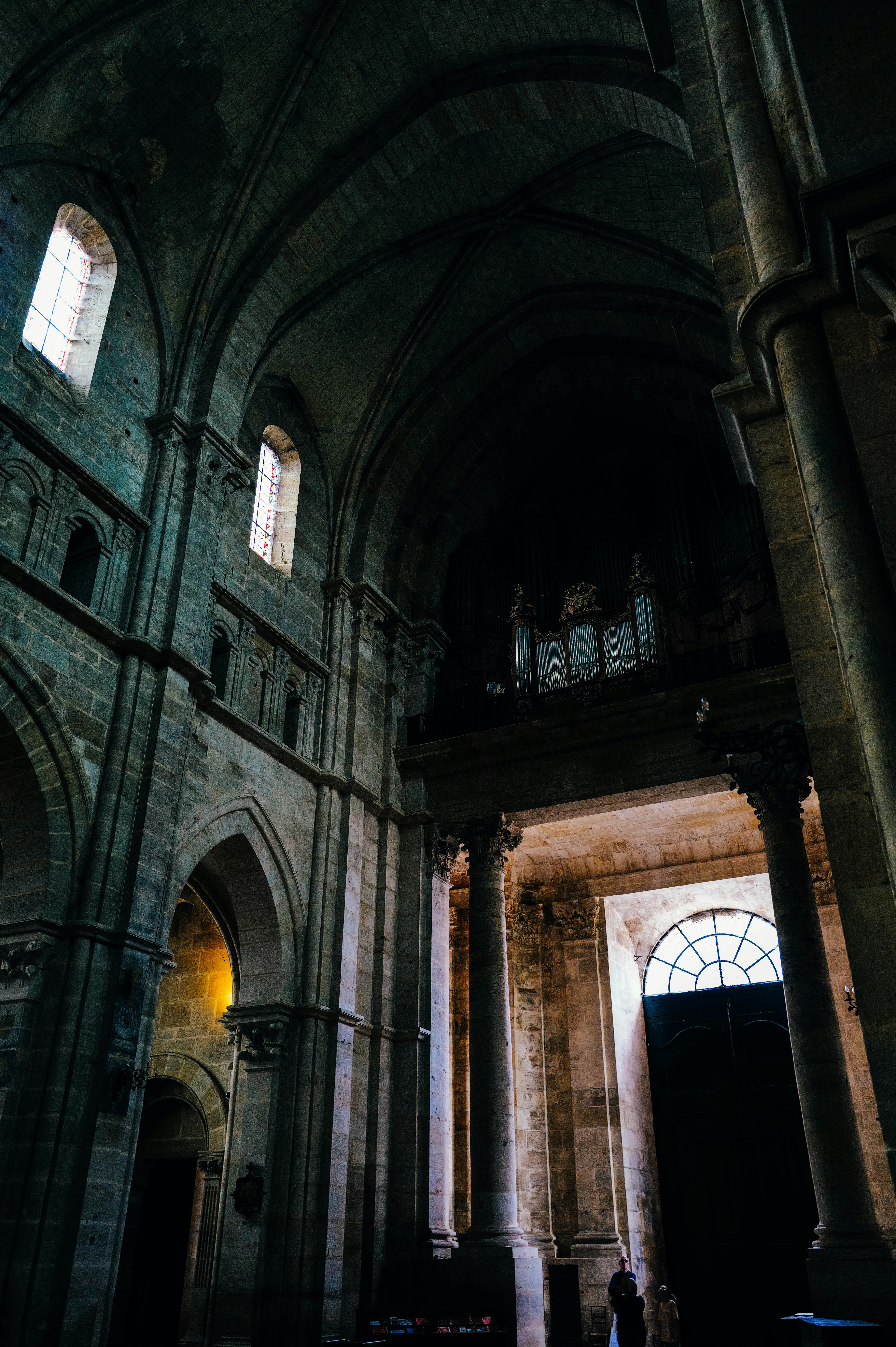 Photo by adrienolichon