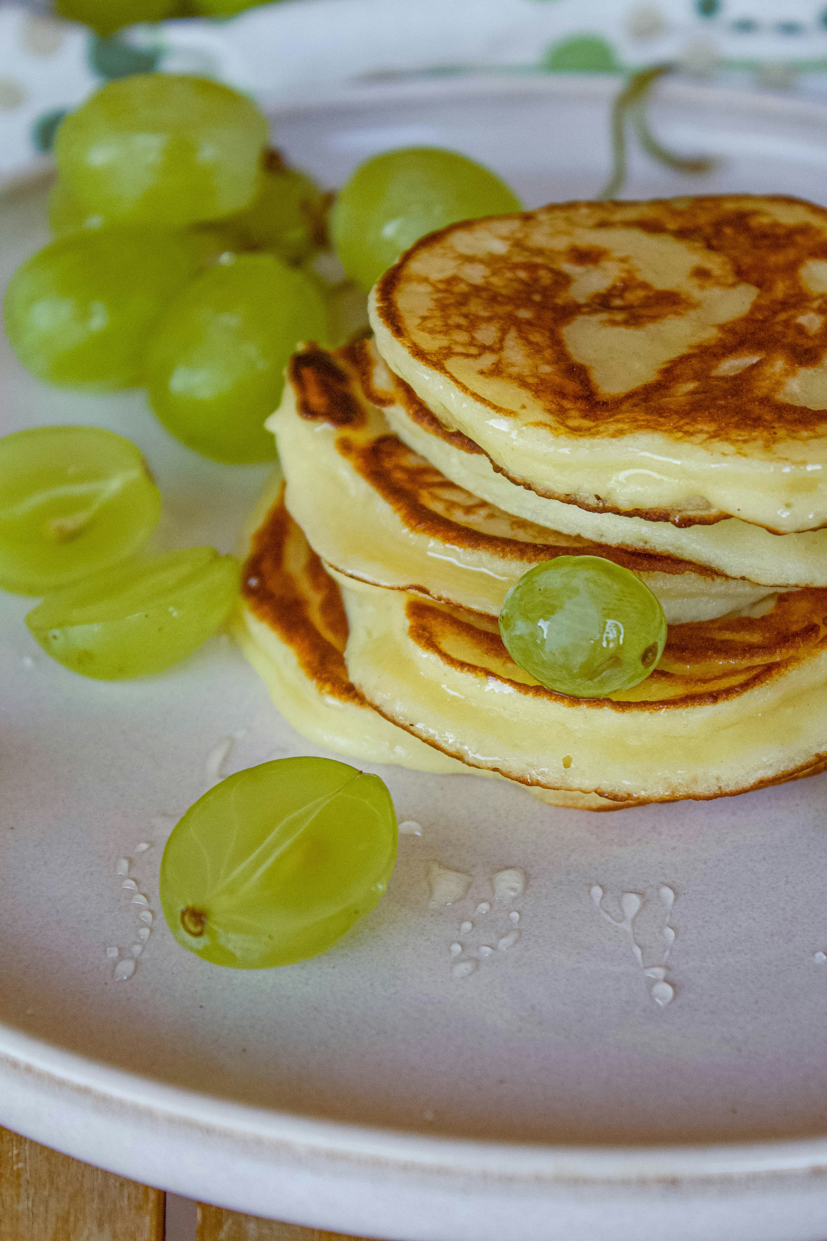 6 Healthy Vegan Pancake Recipes with Simple Ingredients