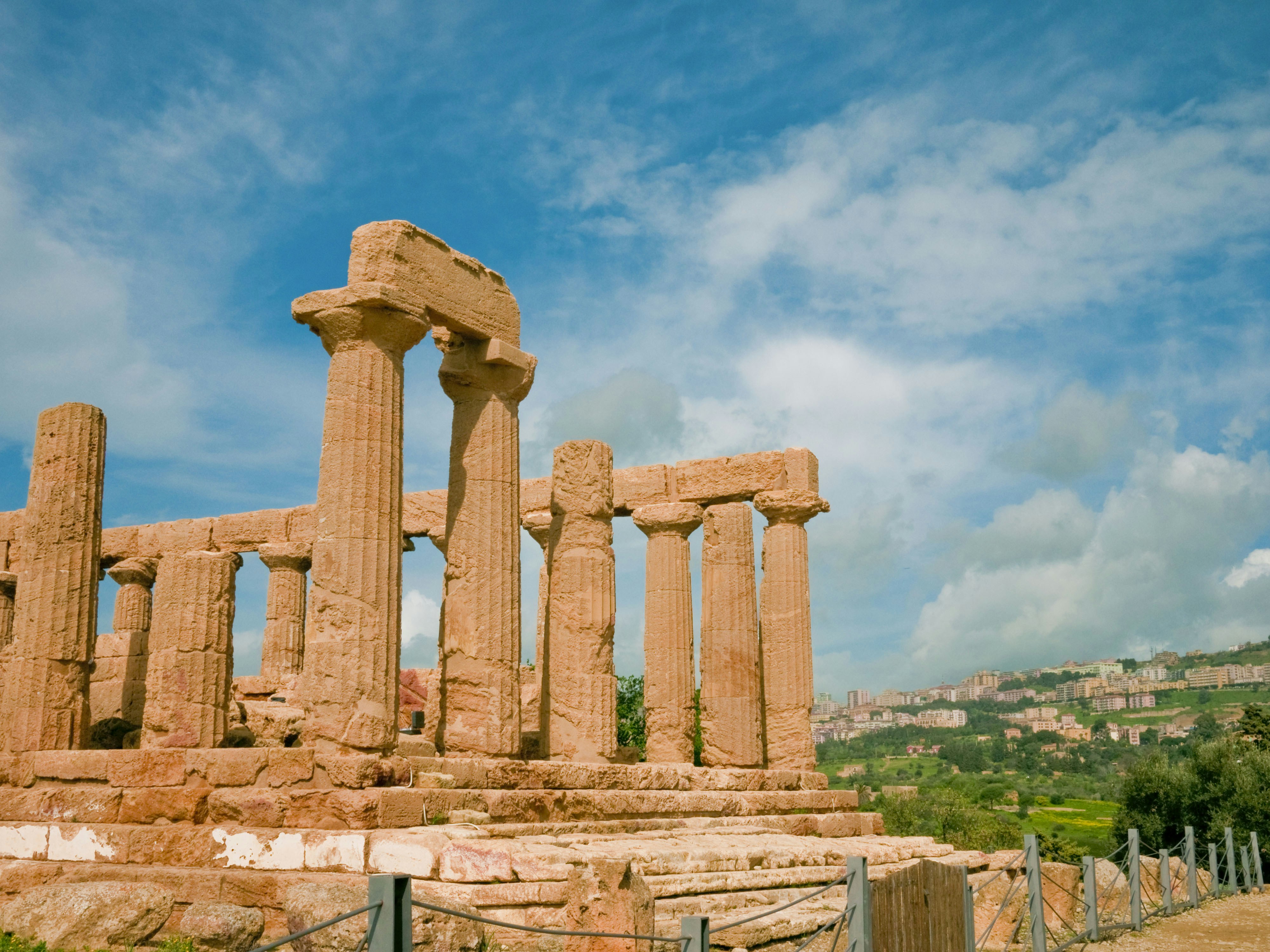 Photo by iyashi_studio