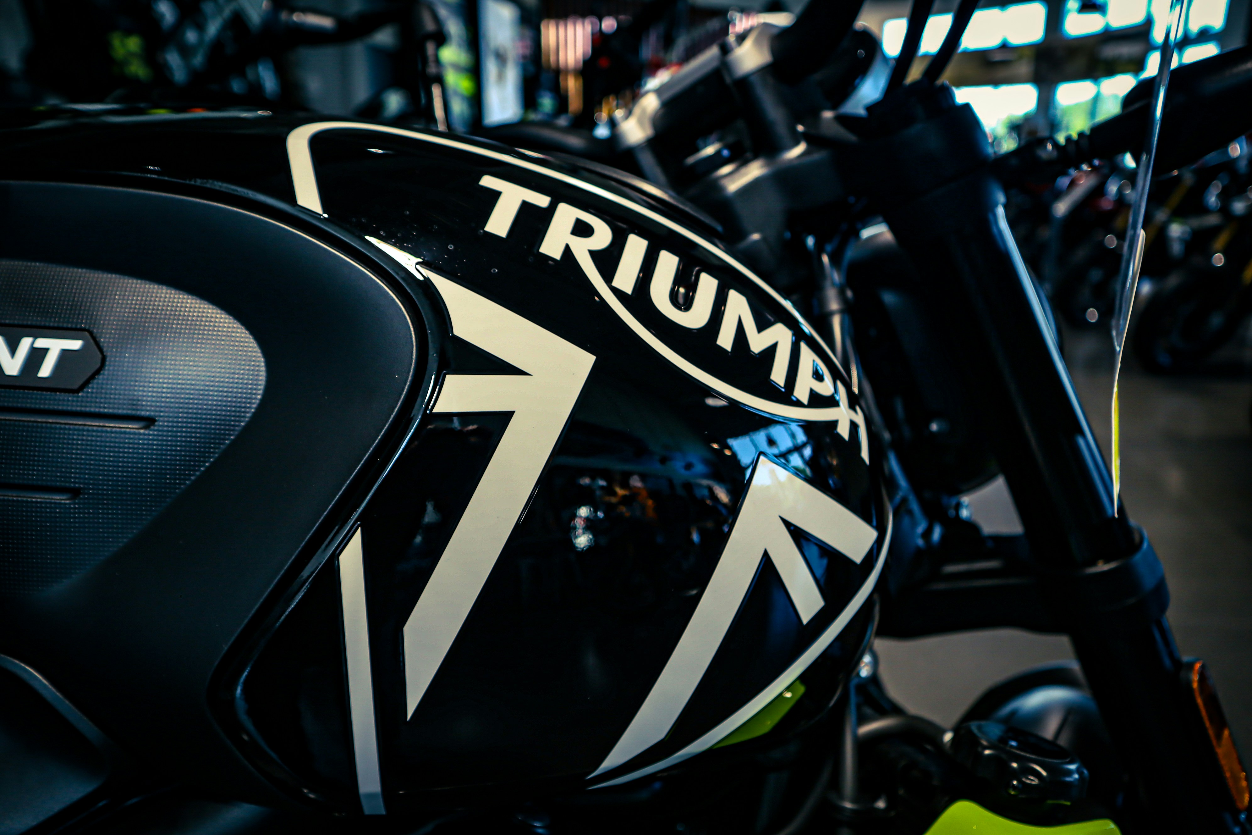 Photo by ronnzymoto