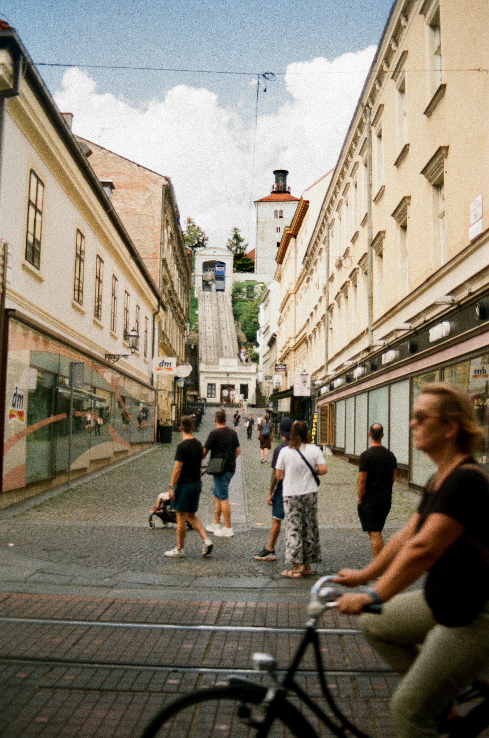 Photo by babikacharava