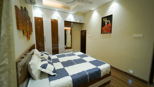 Stilt + 4 builder floors, Defence Colony, photo 4