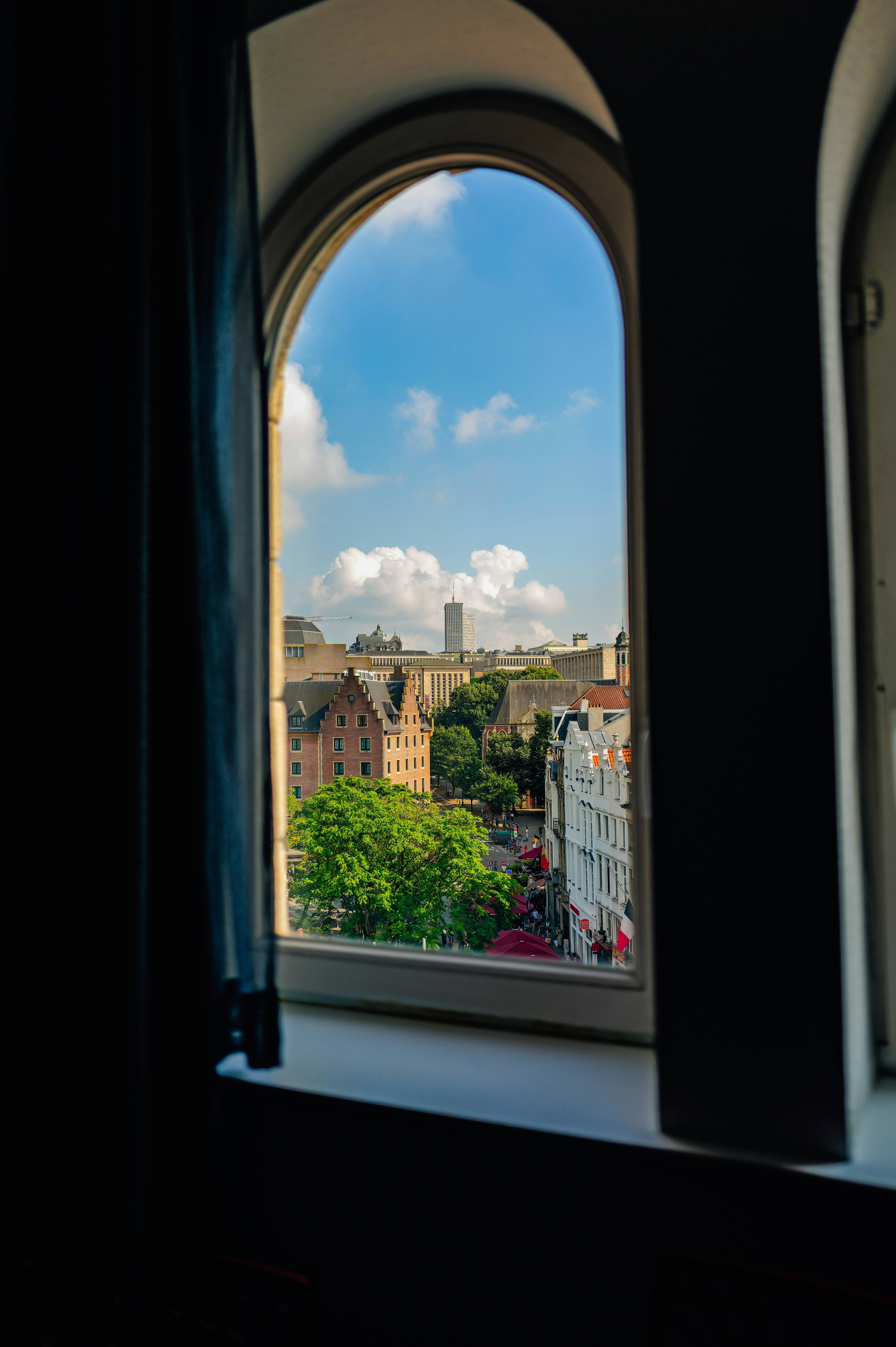 Photo by adrienolichon