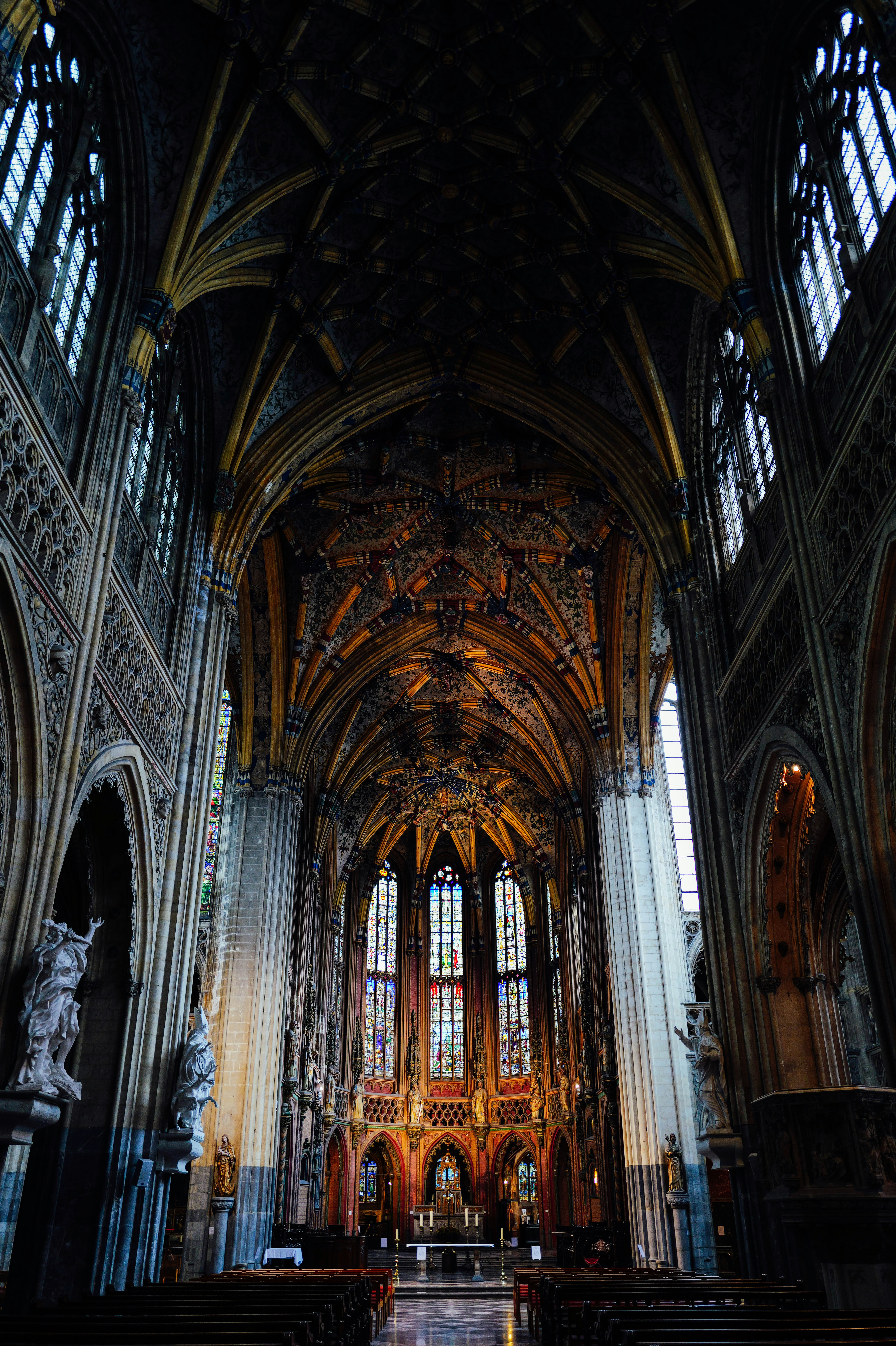 Photo by adrienolichon