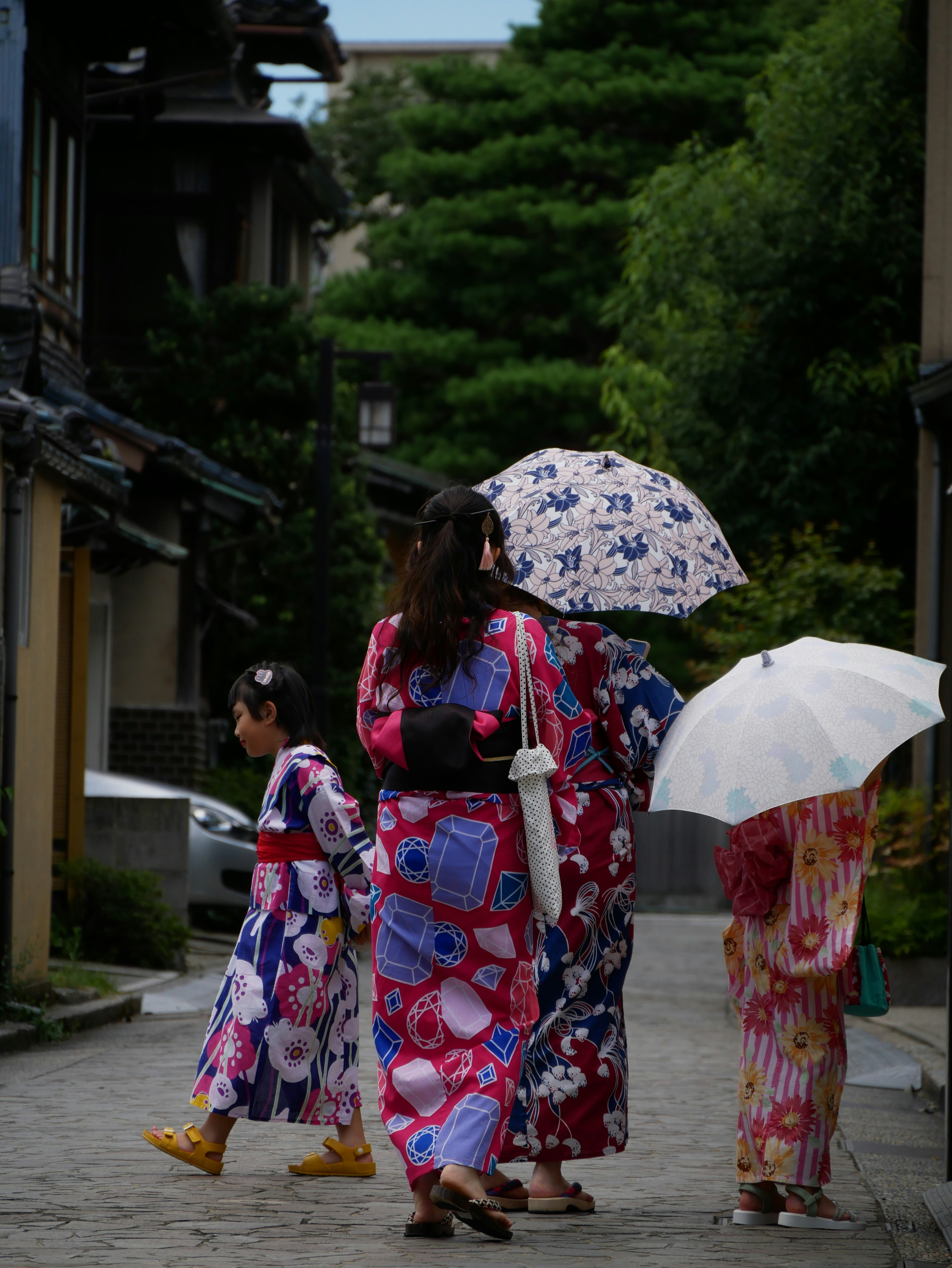 Photo by antonin_photo