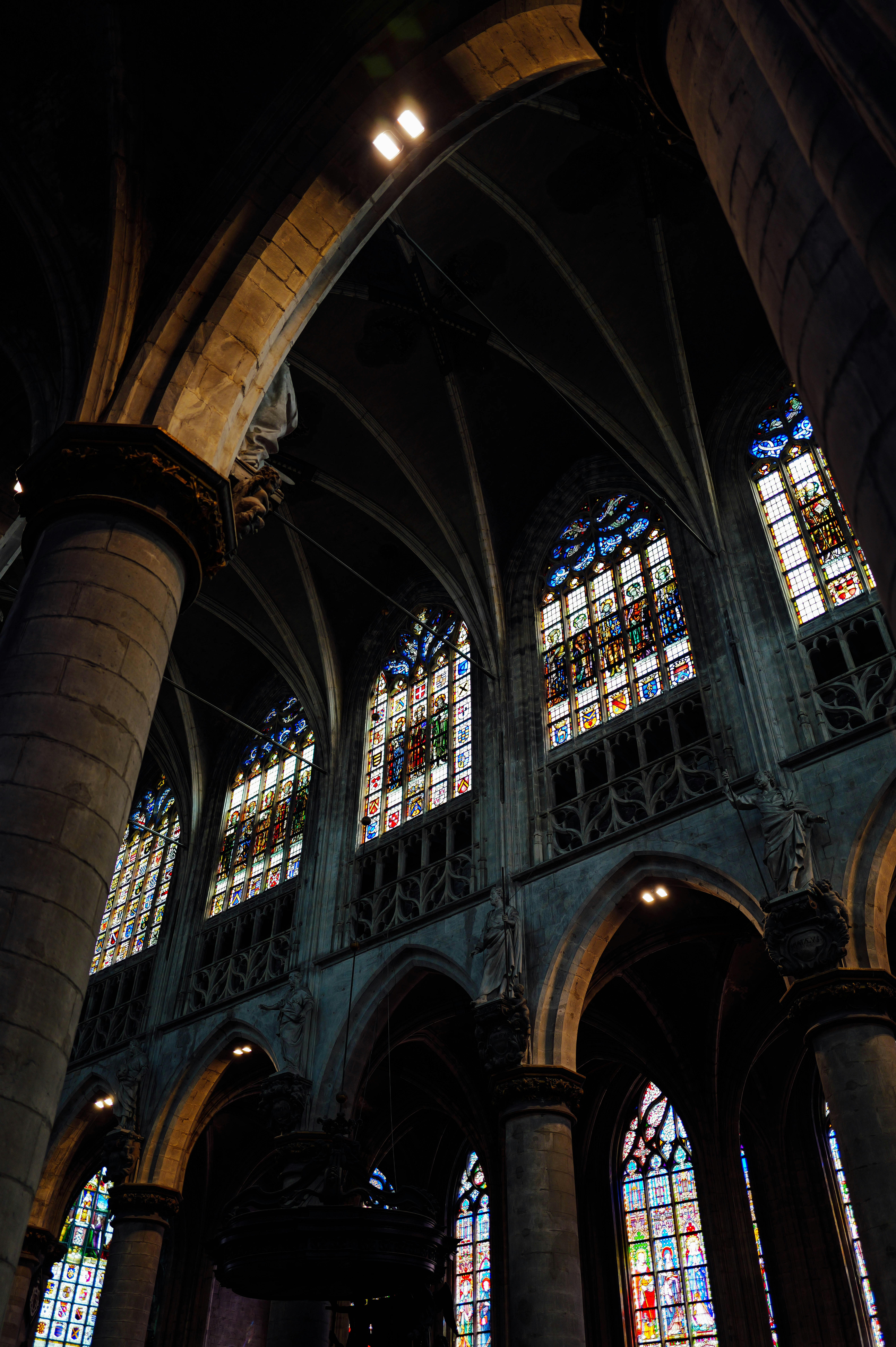 Photo by adrienolichon