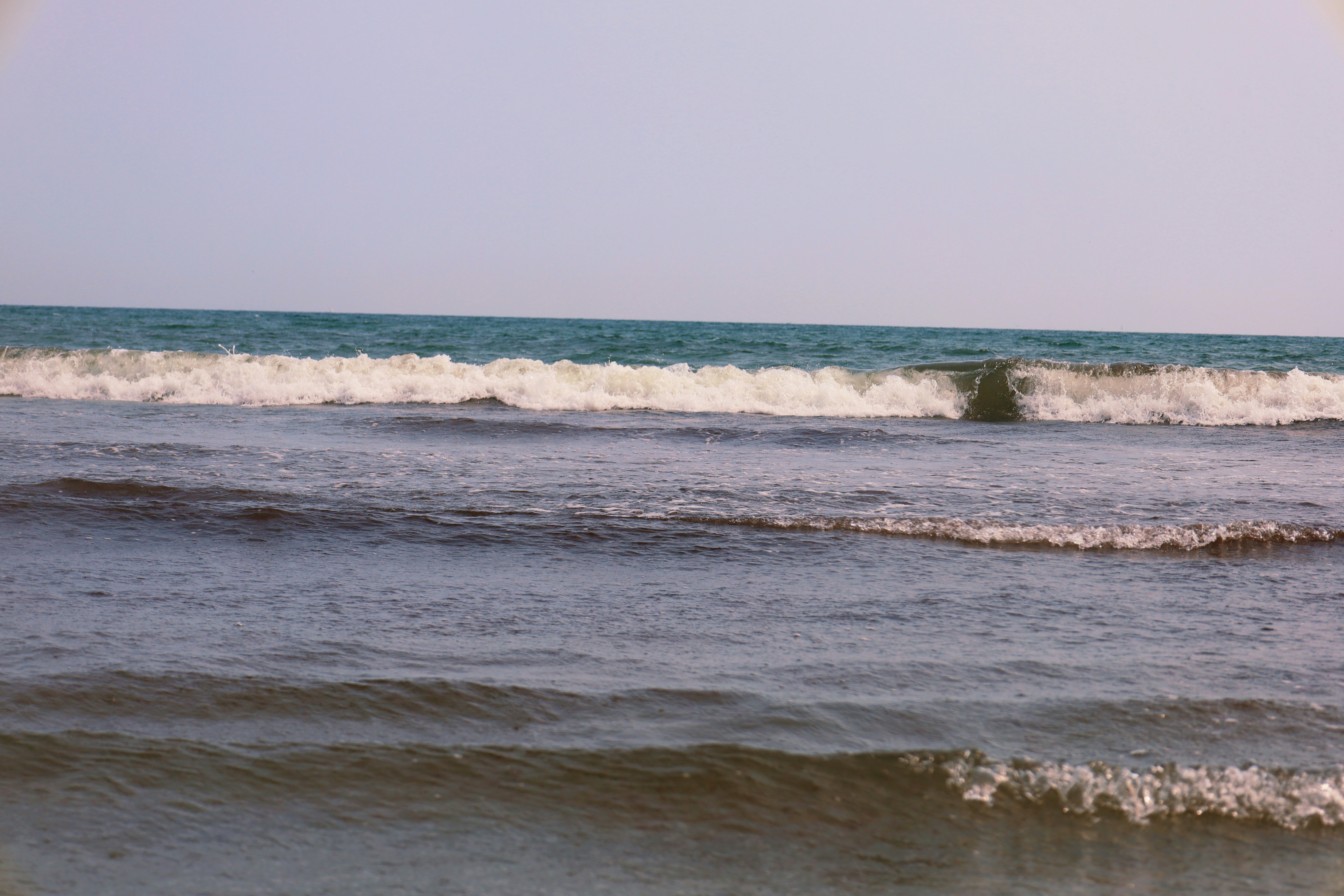 The water of Newport splashes