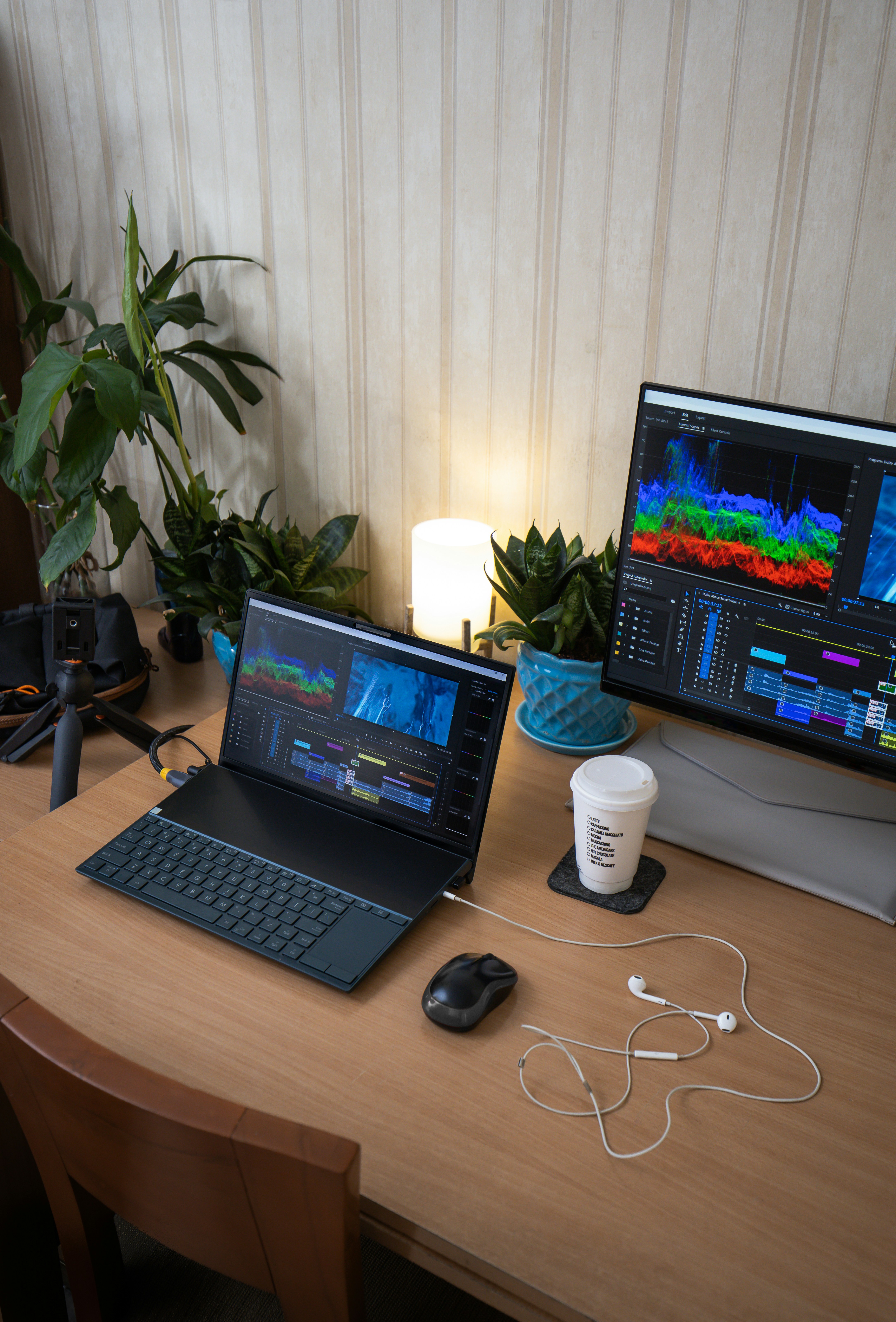 video editing setup, wallpaper, Adobe Premiere Pro: A Comprehensive Guide 2