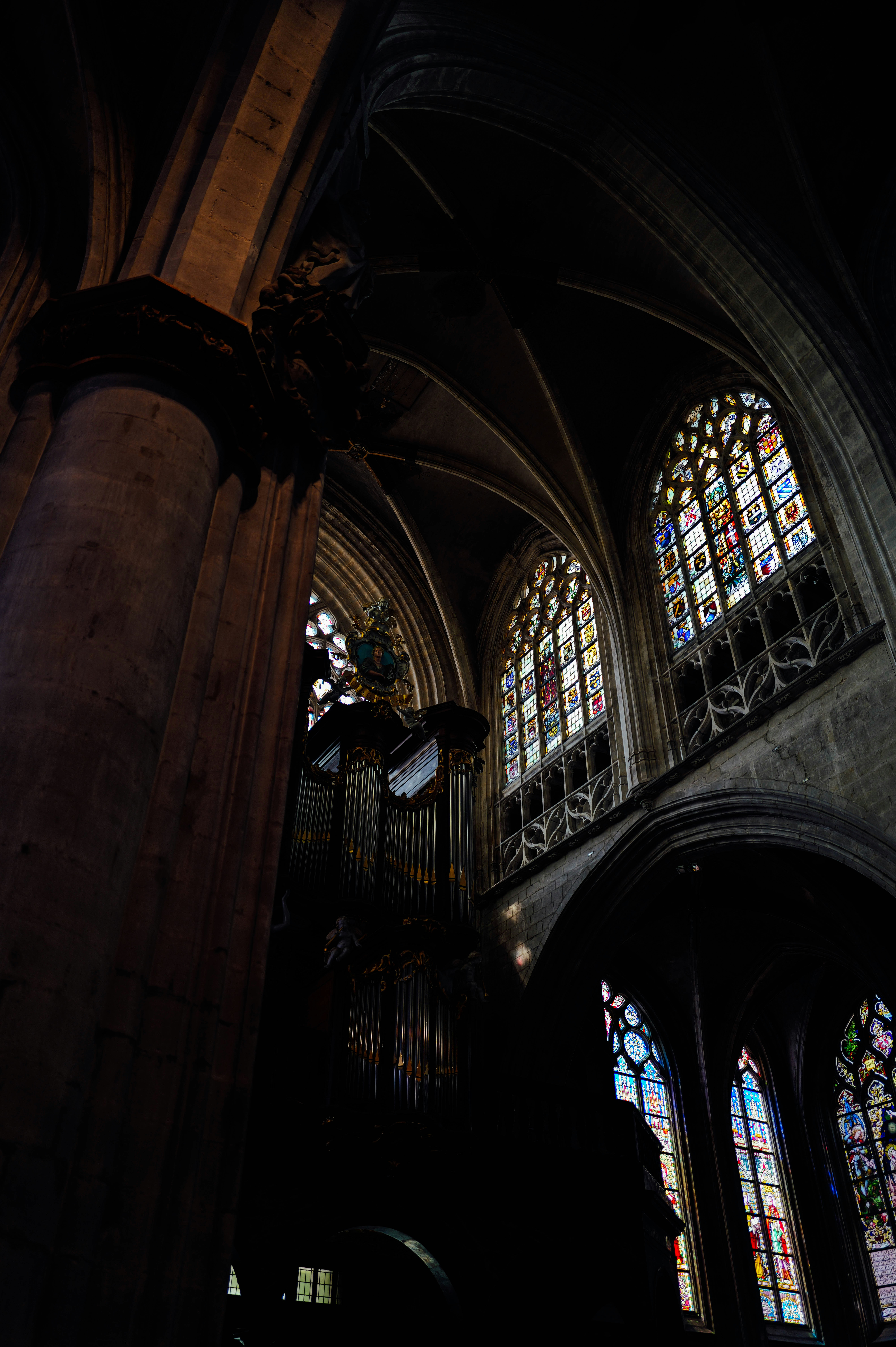 Photo by adrienolichon