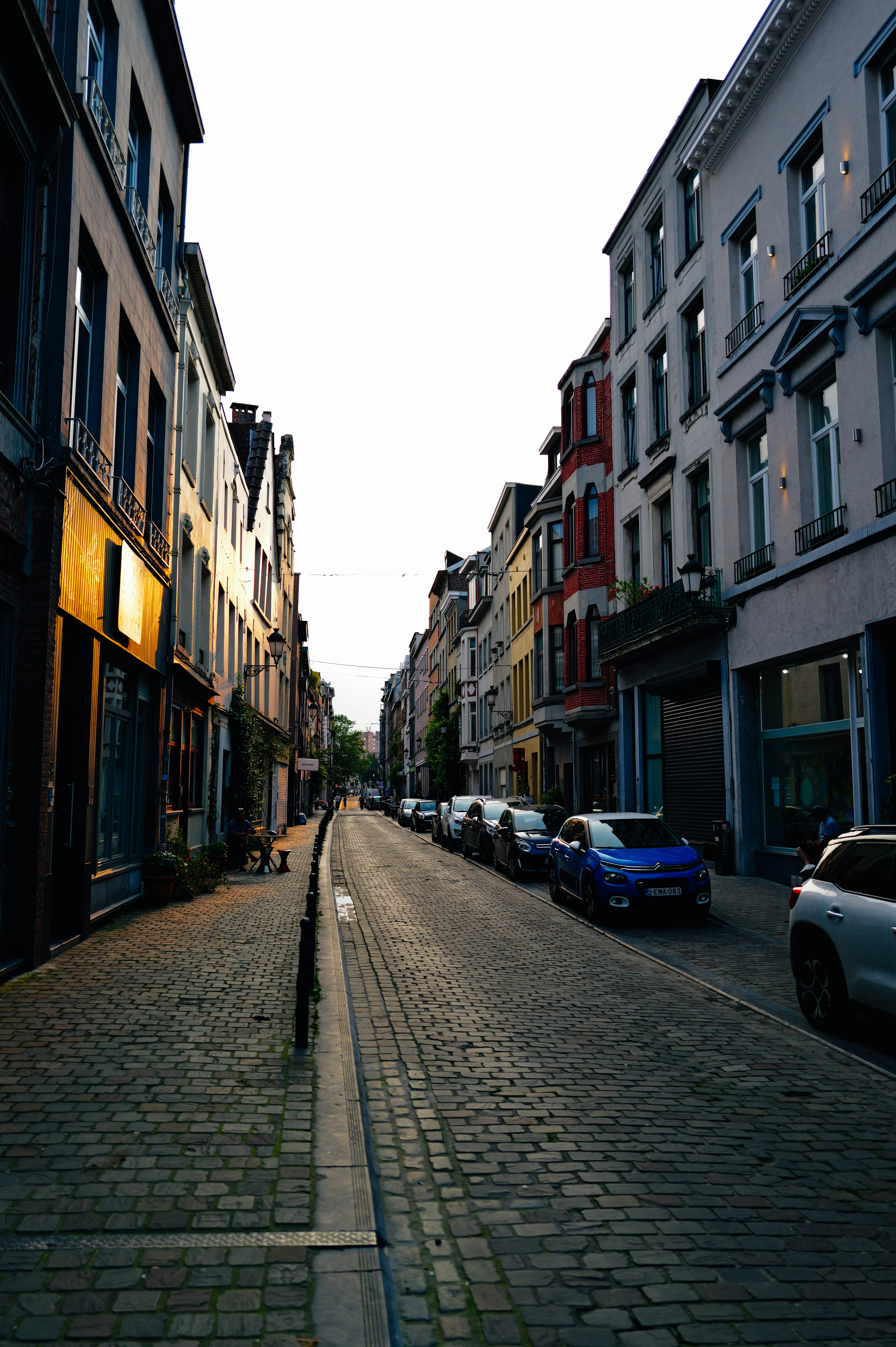 Photo by adrienolichon