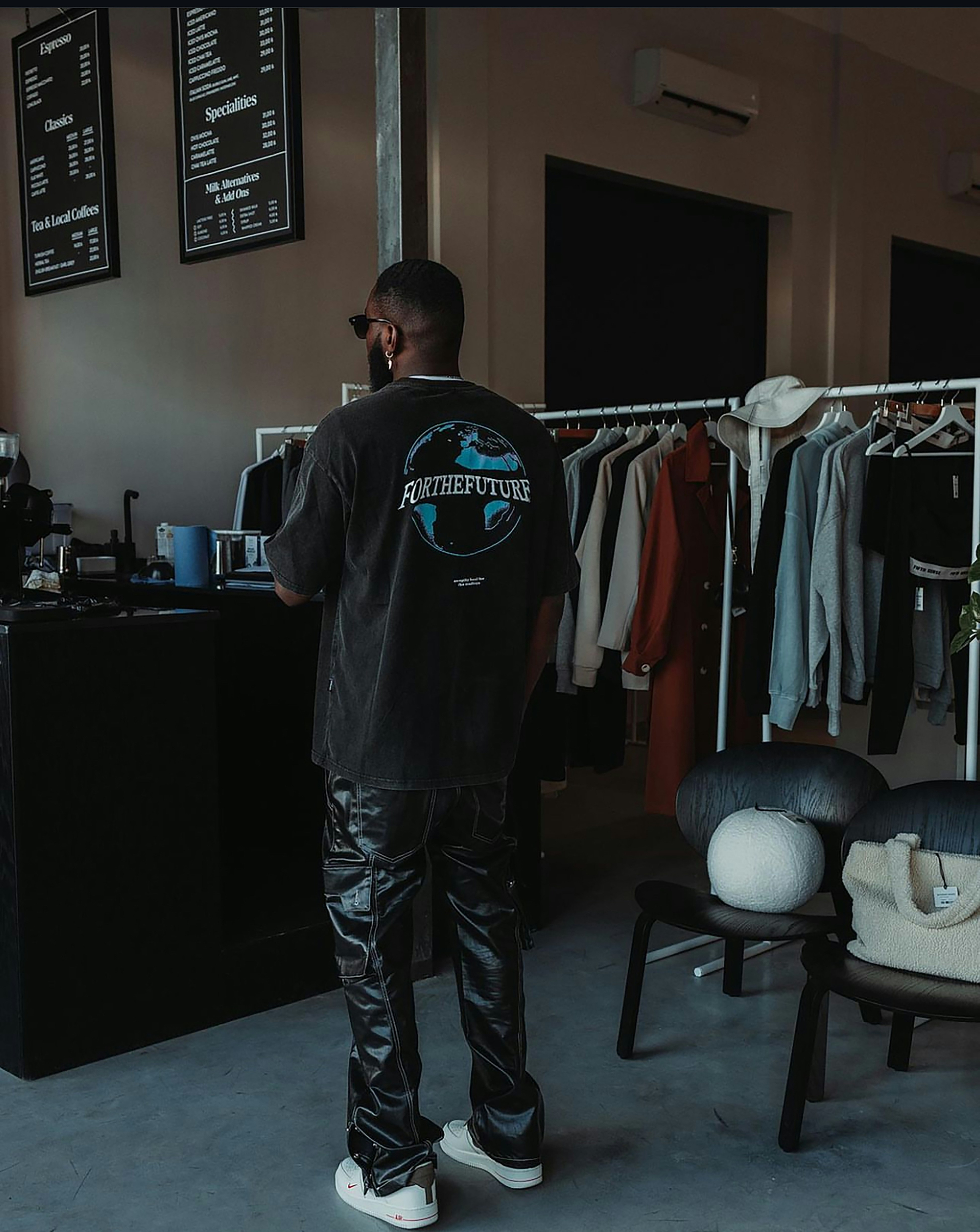 Photo by emmanuelblack