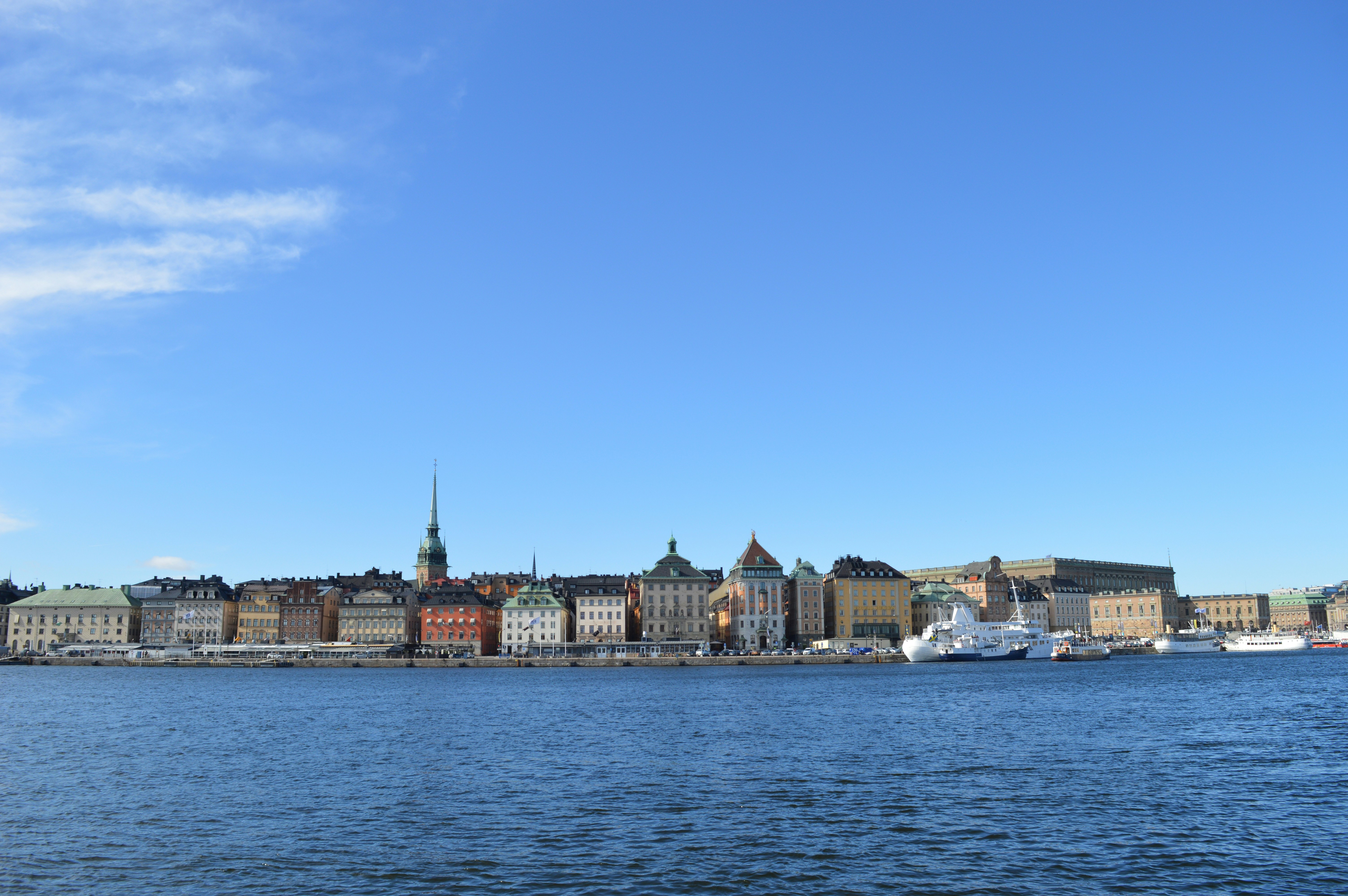 Photo by joshimilestoner