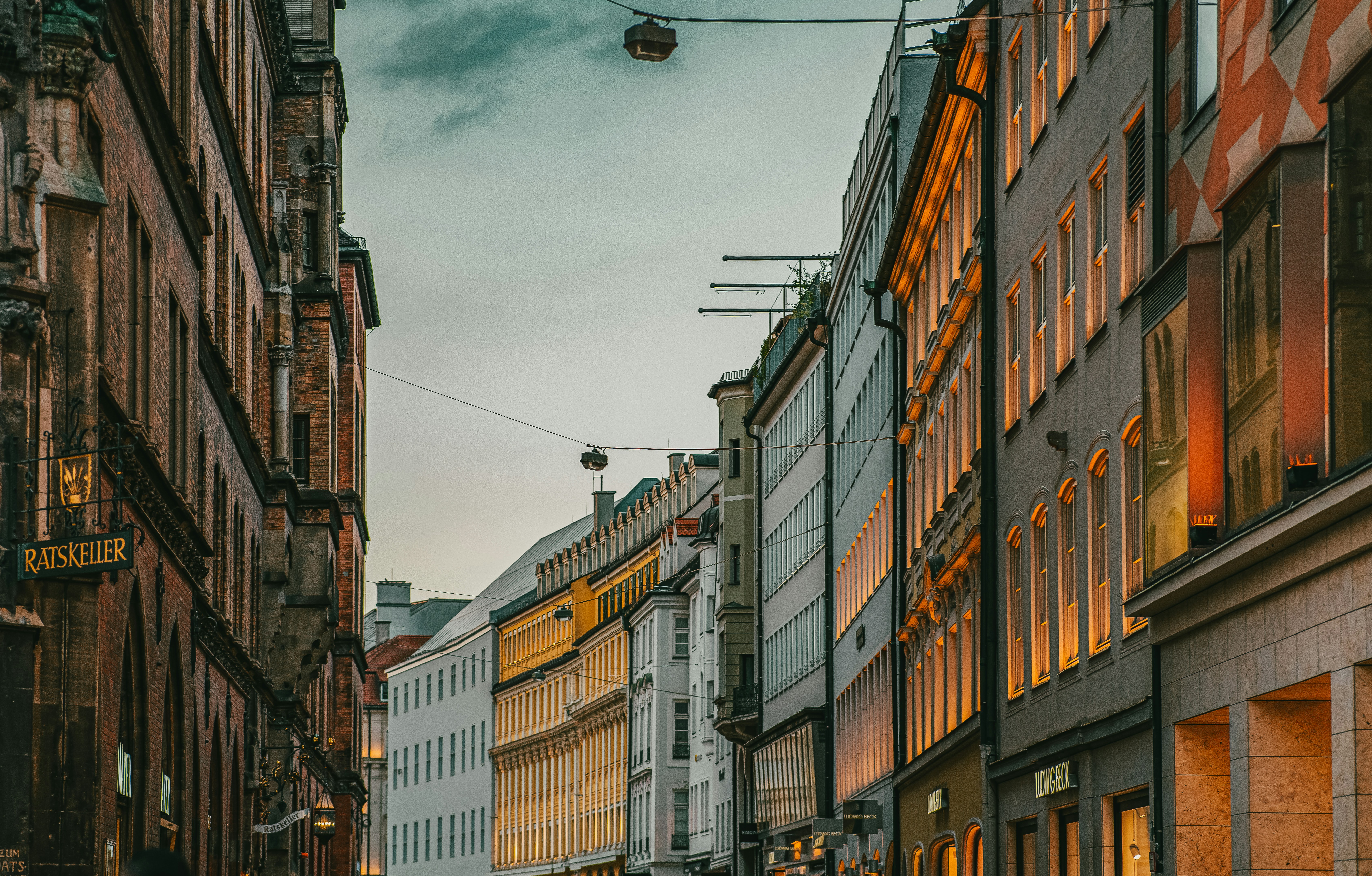 photo-1724537098049-f4e491249e5d?ixlib=r