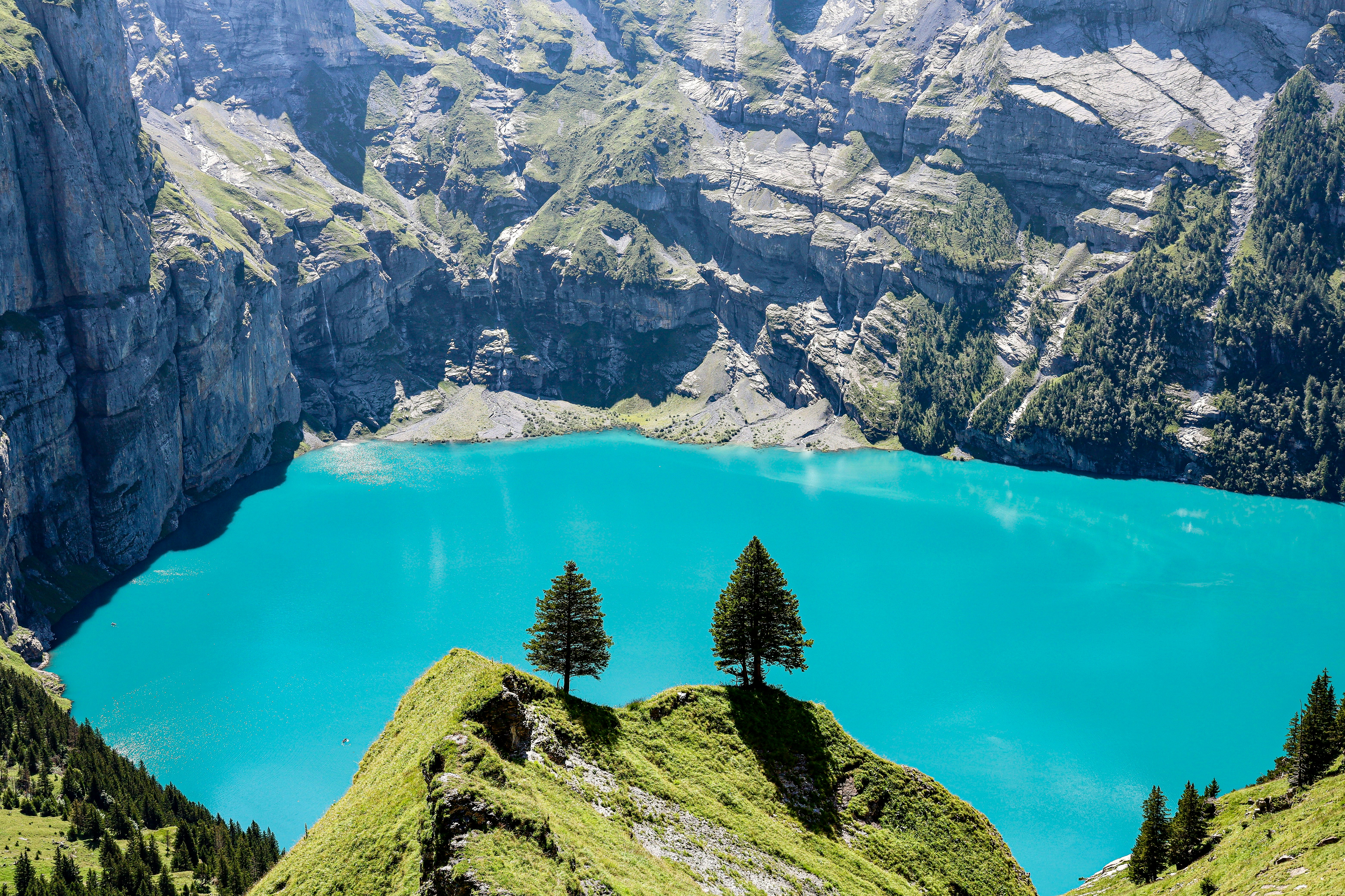 Photo by maximilian_brand