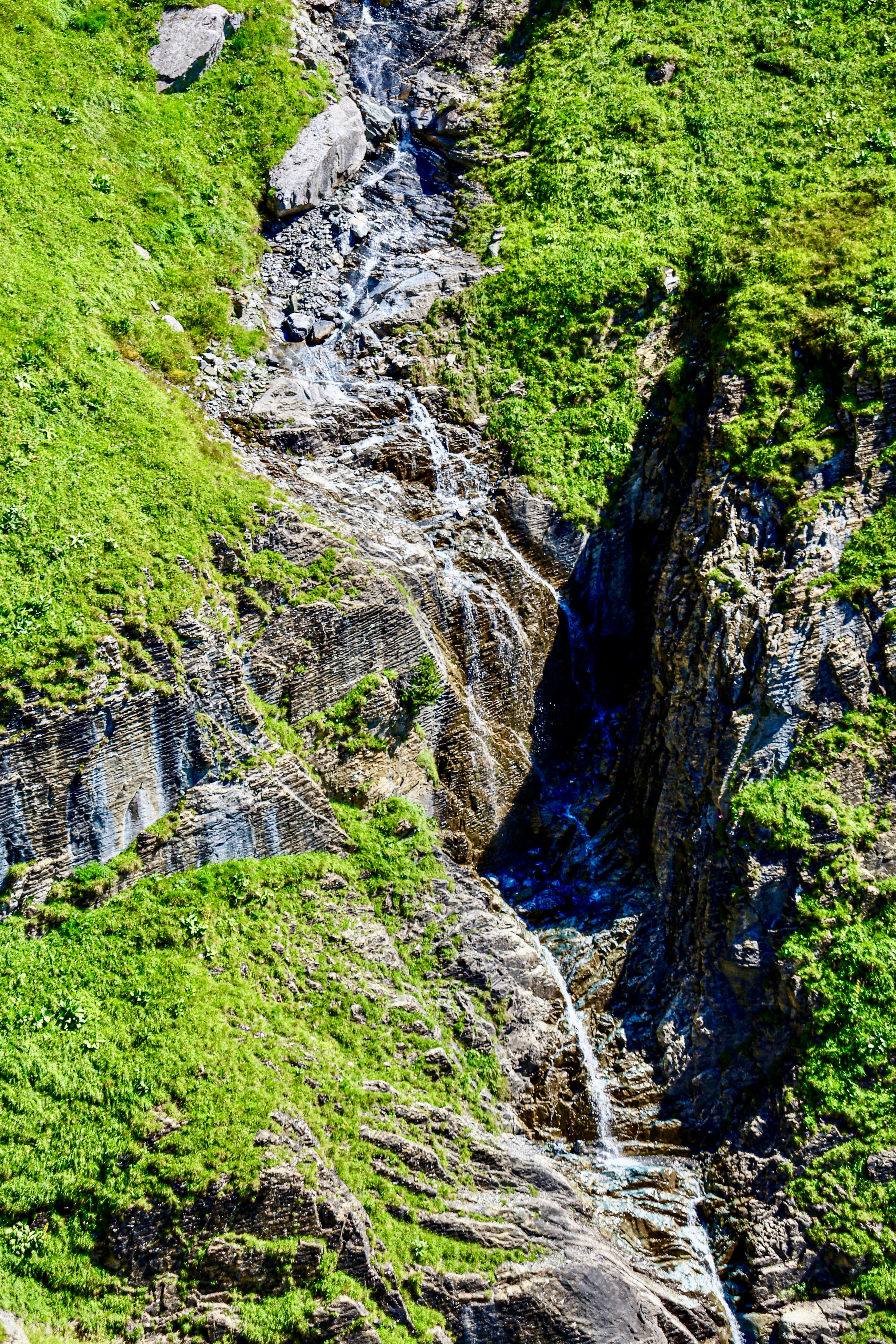 Photo by maximilian_brand