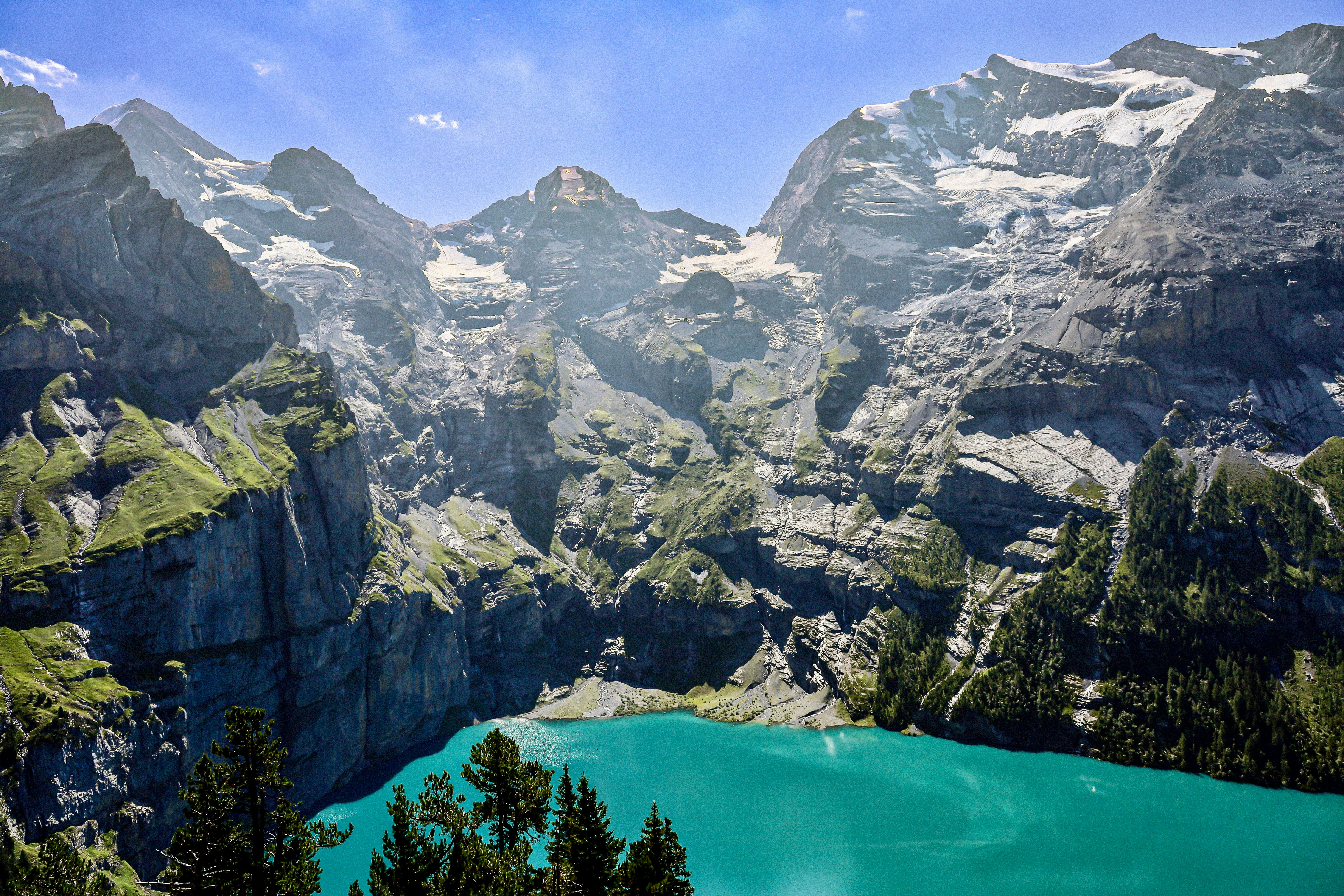 Photo by maximilian_brand