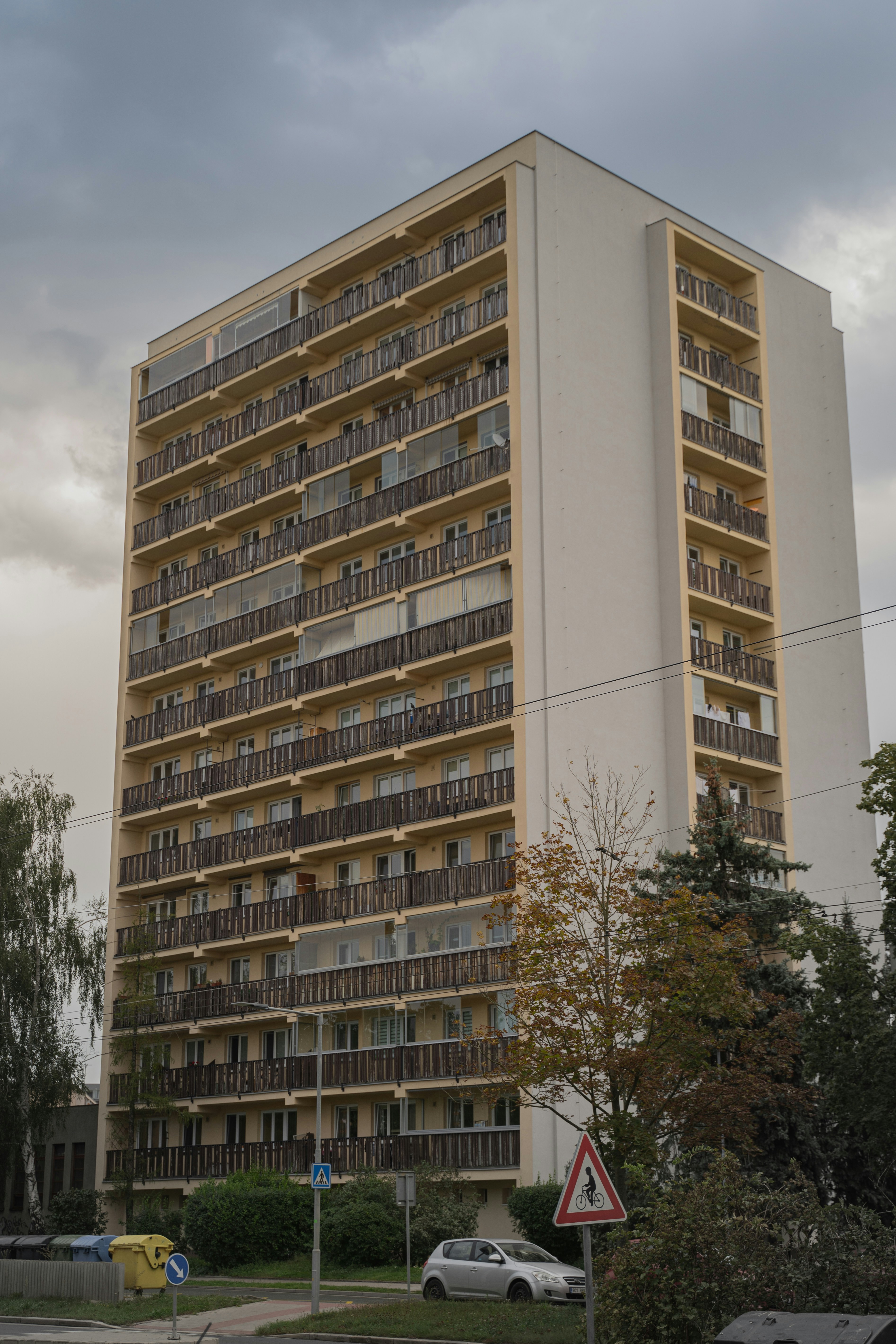 Photo by jakubklucky