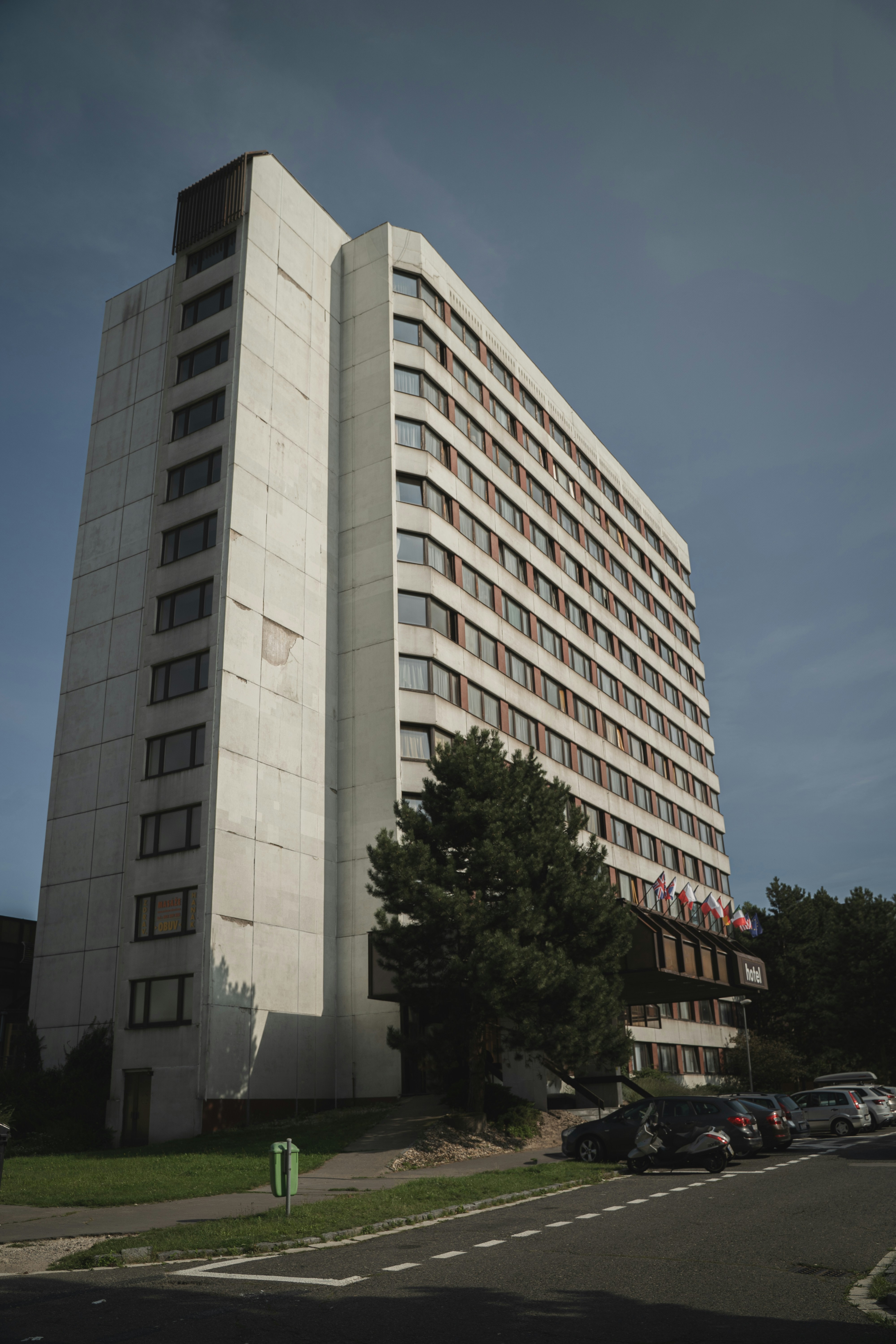 Photo by jakubklucky