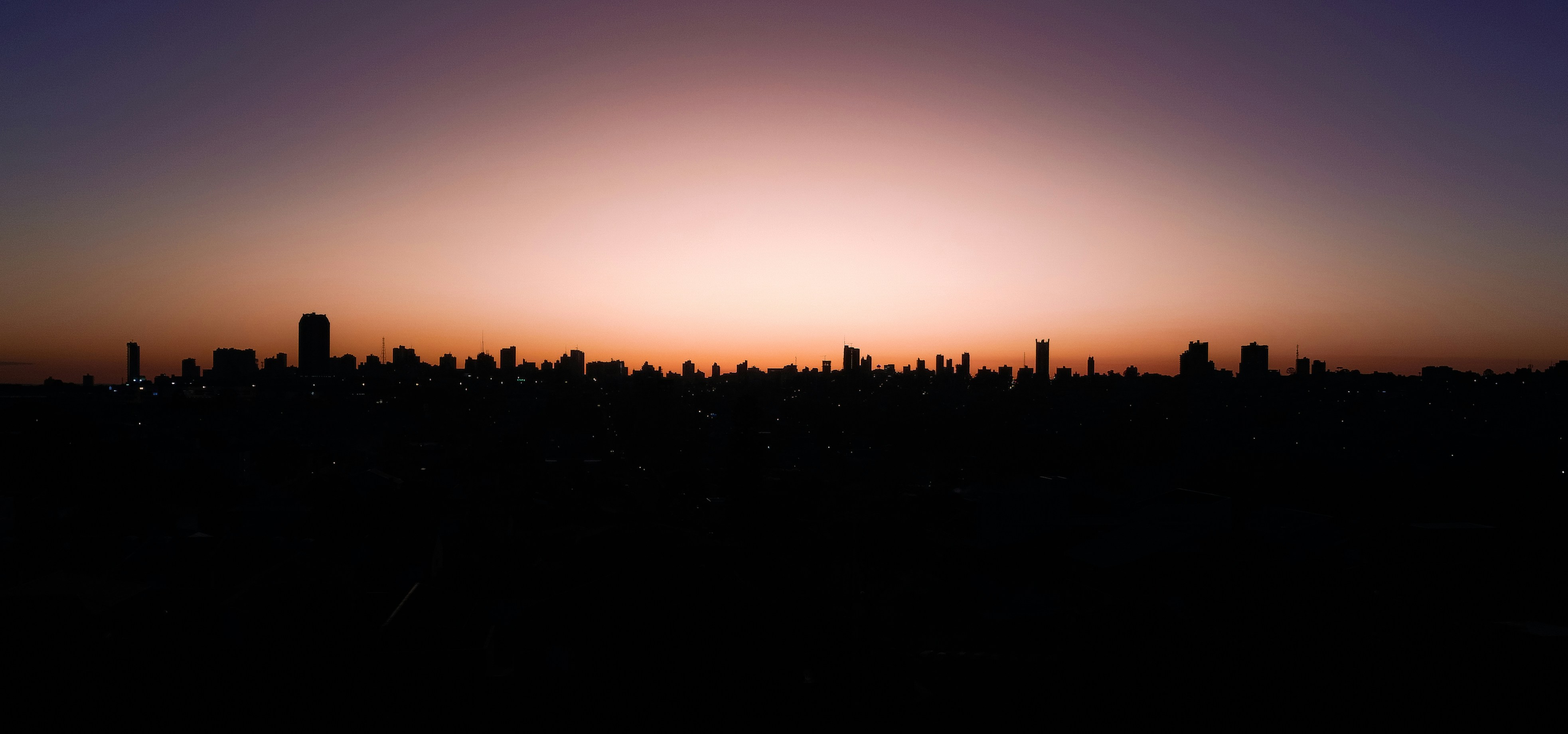 A city seen through the eyes of a drone