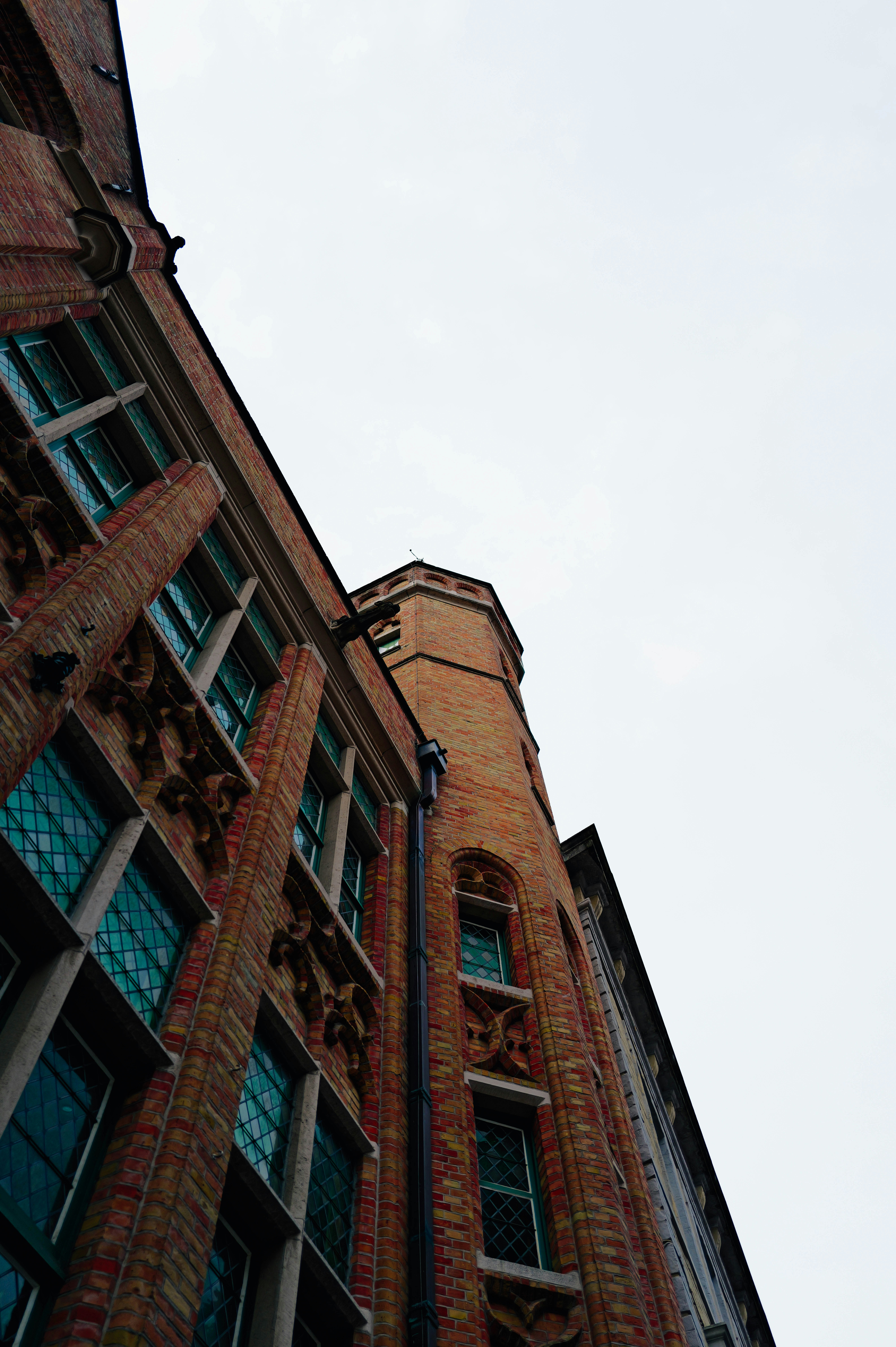 Photo by adrienolichon