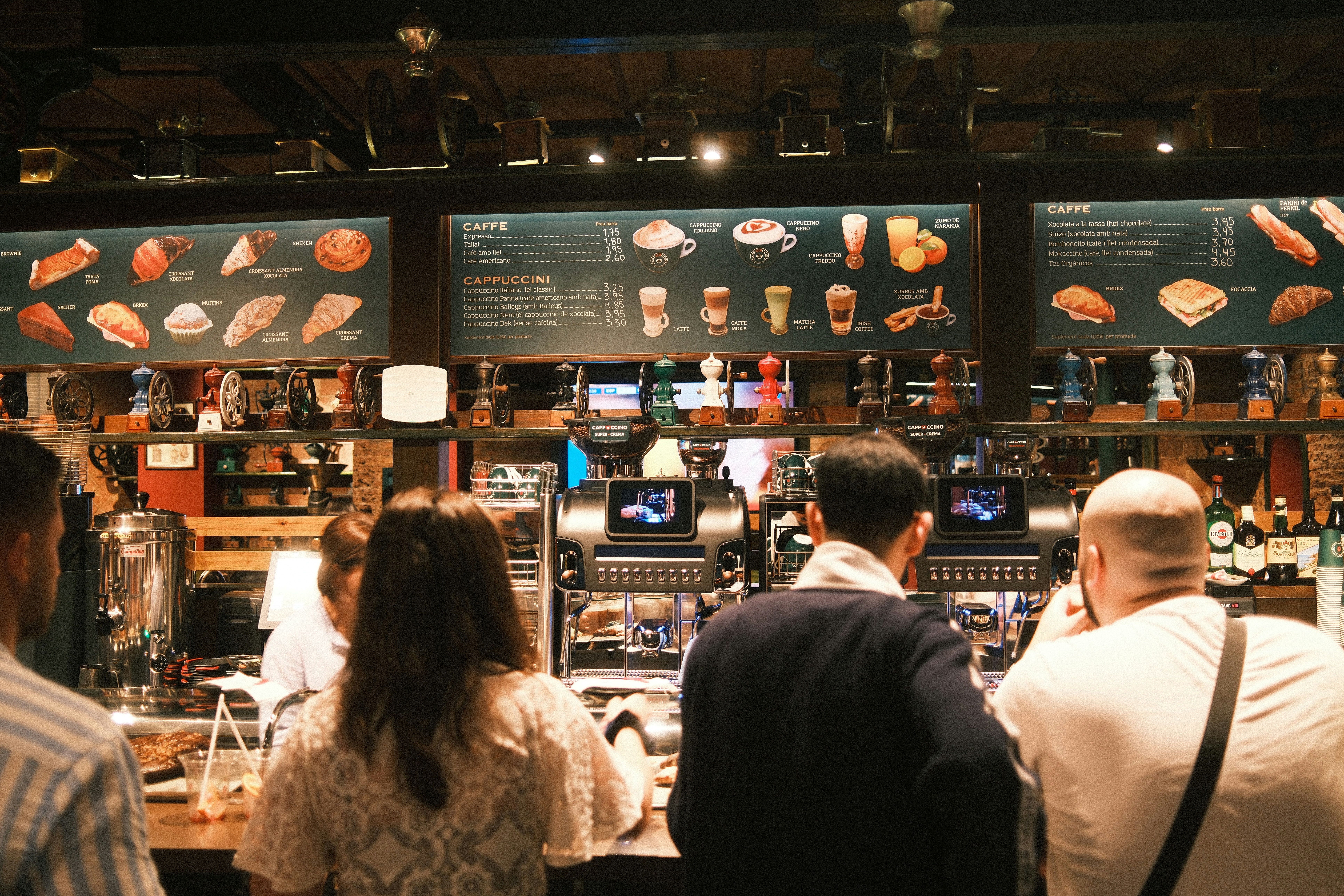 Measure Customer Satisfaction with Restaurant Surveys