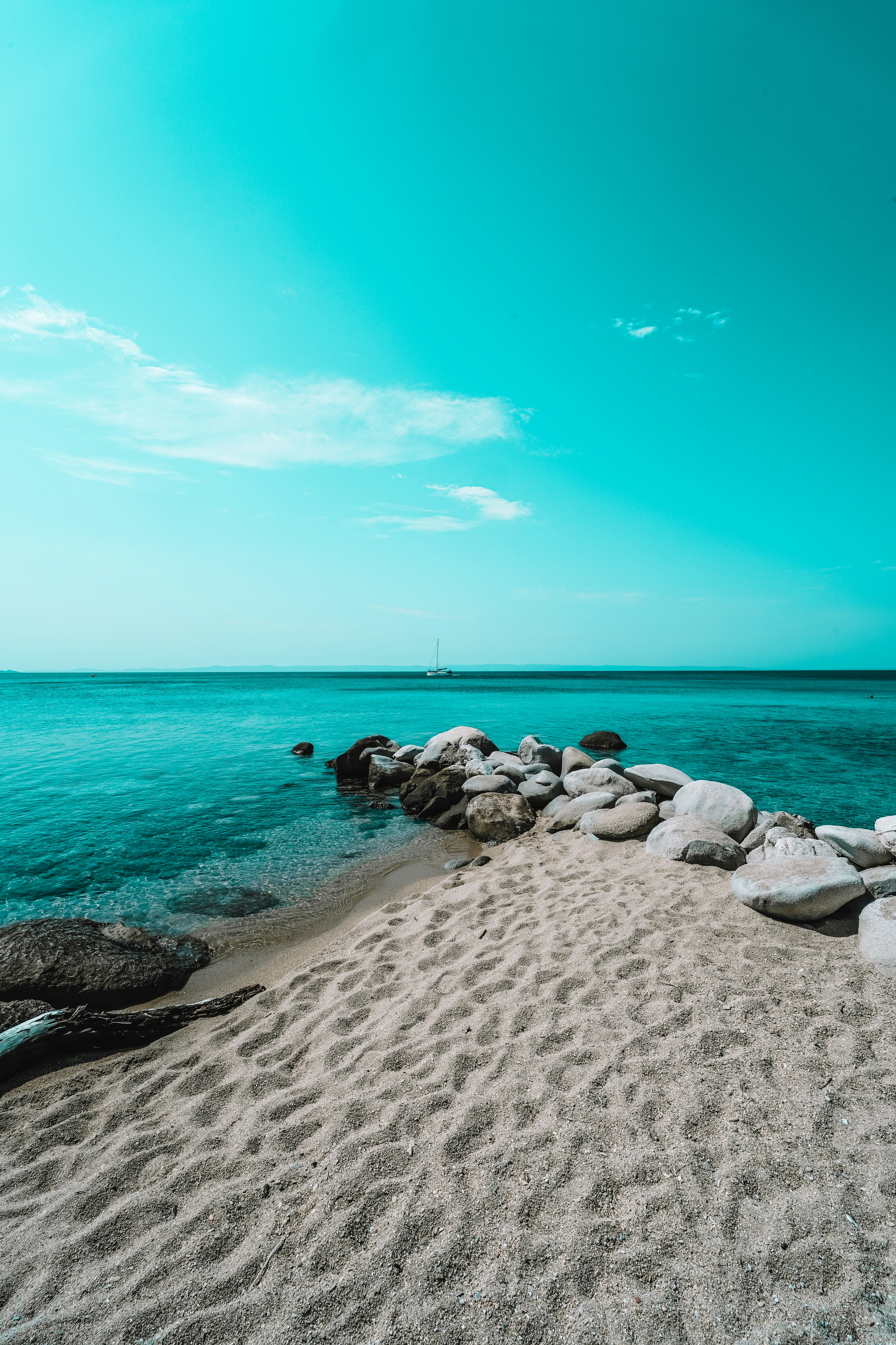 Photo by nenadkaevik