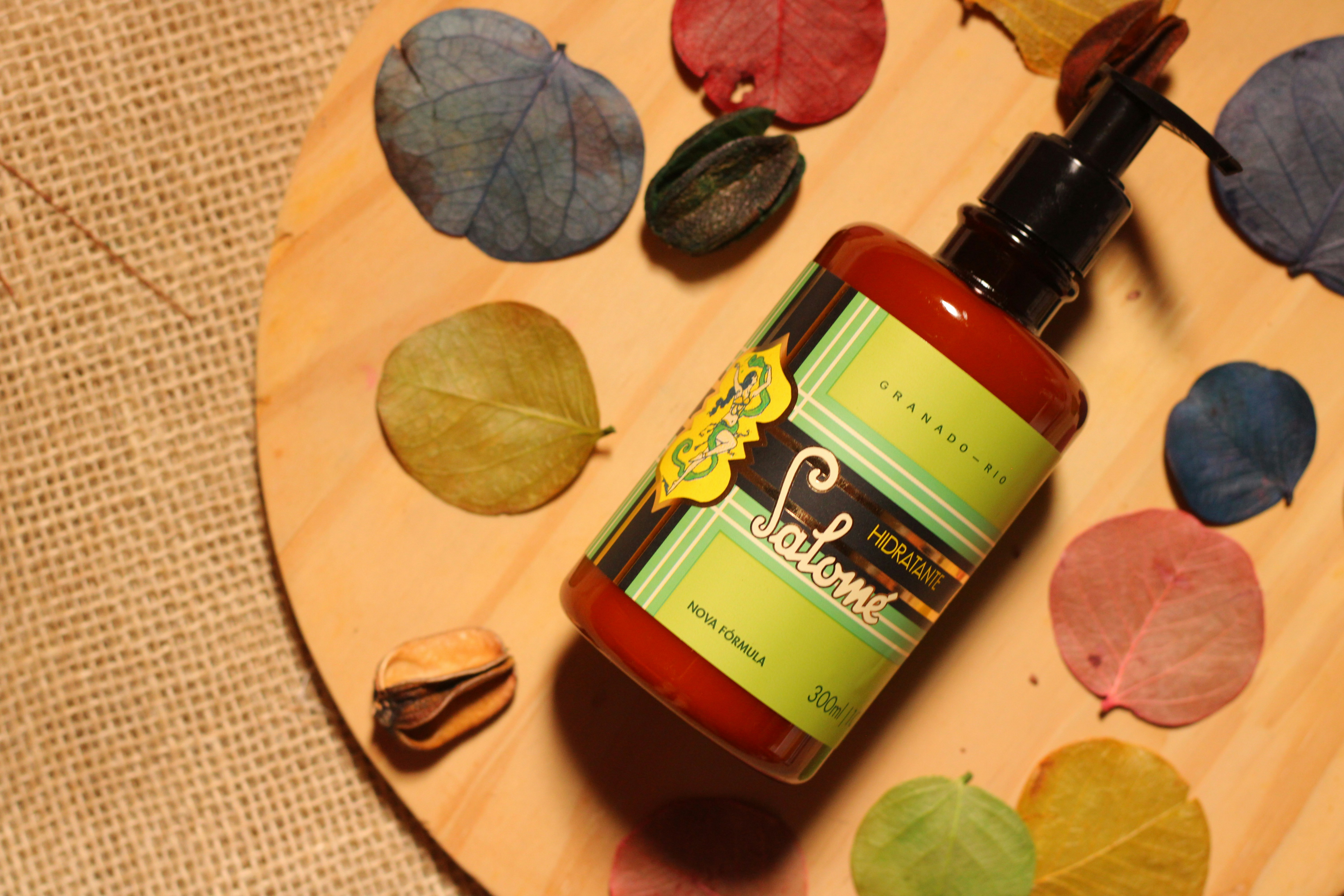 Close-up of Brazilian Bum Bum Cream ingredients and texture