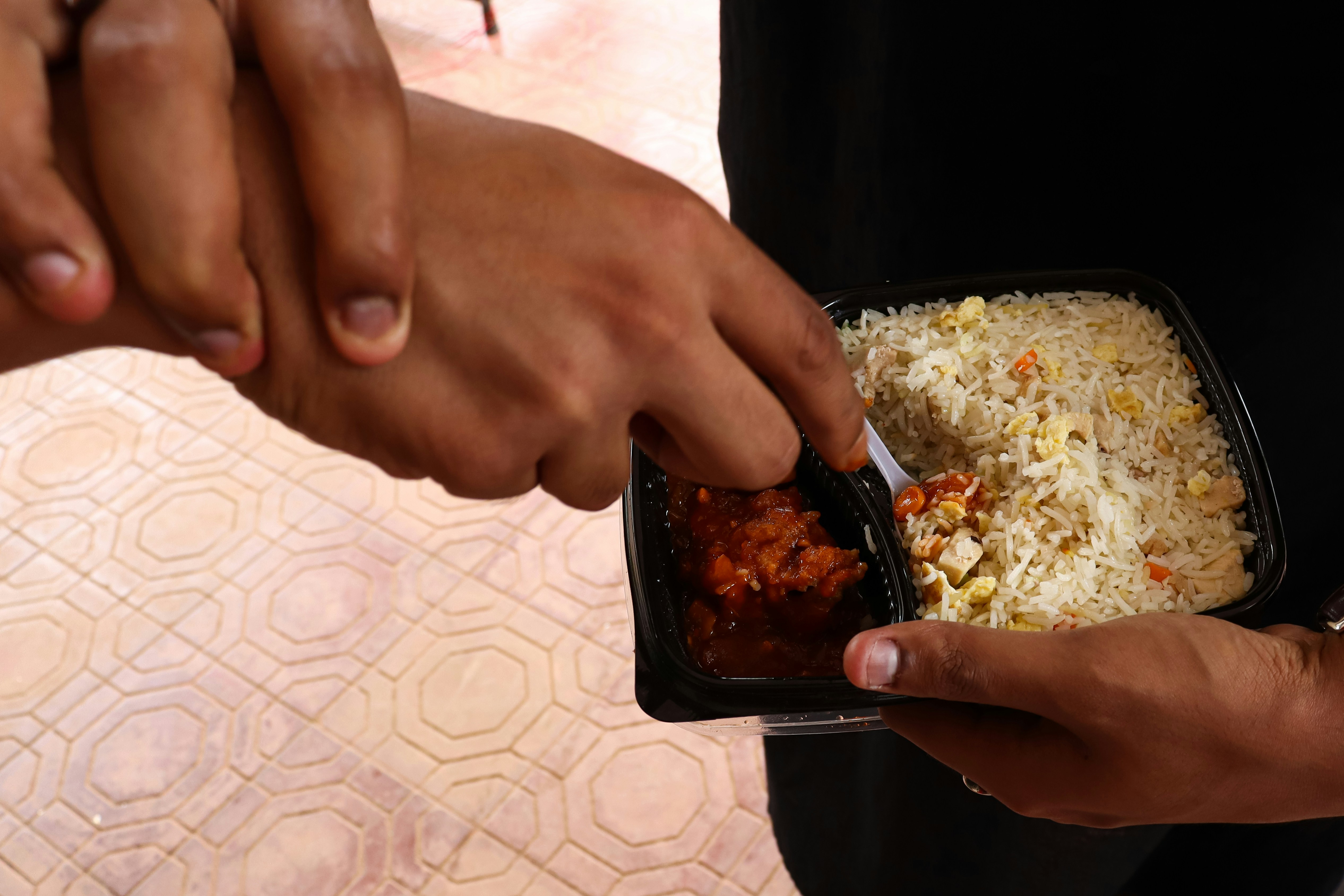 미래를 훔치는 기술 투자: 당신의 오늘이 내일의 기회를 만나는 곳