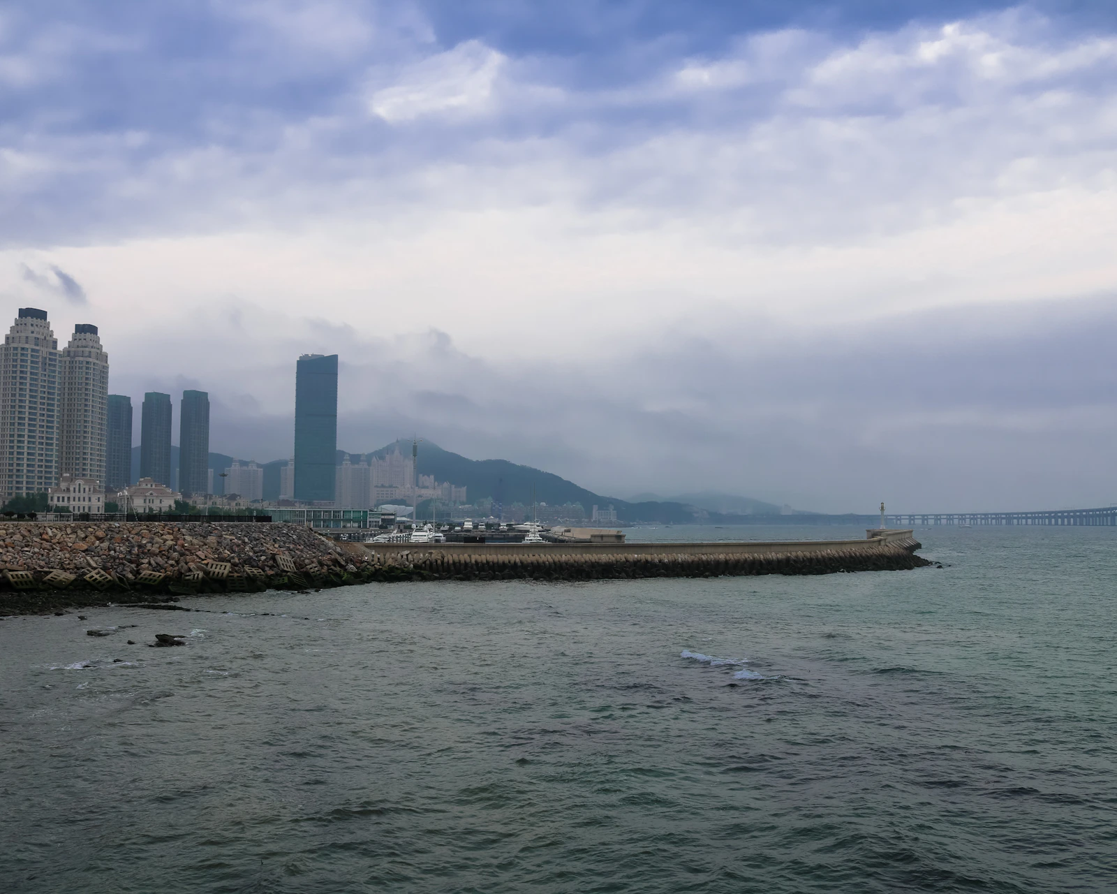 Four Seasons Hotel Dalian