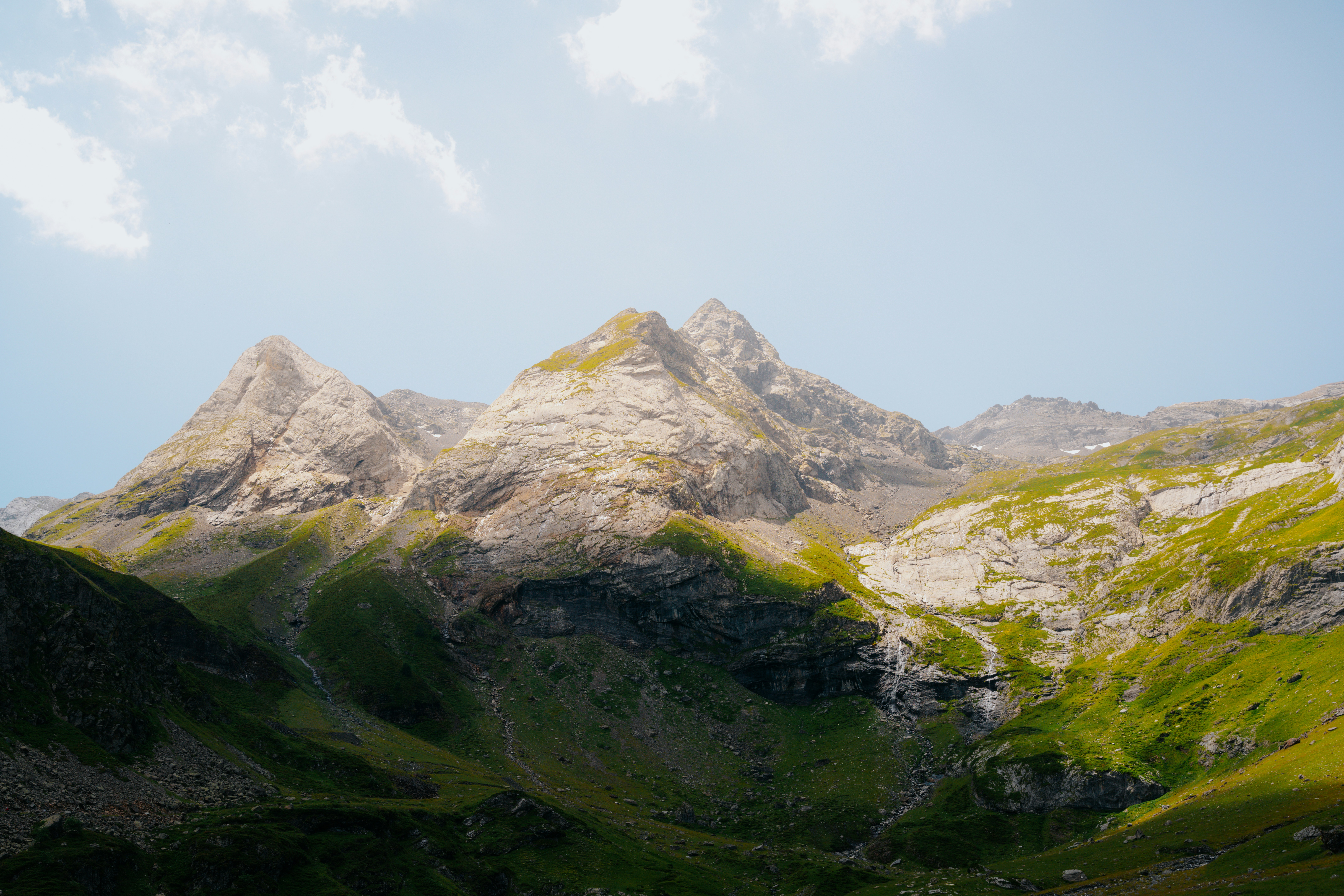 Photo by mathieuodin