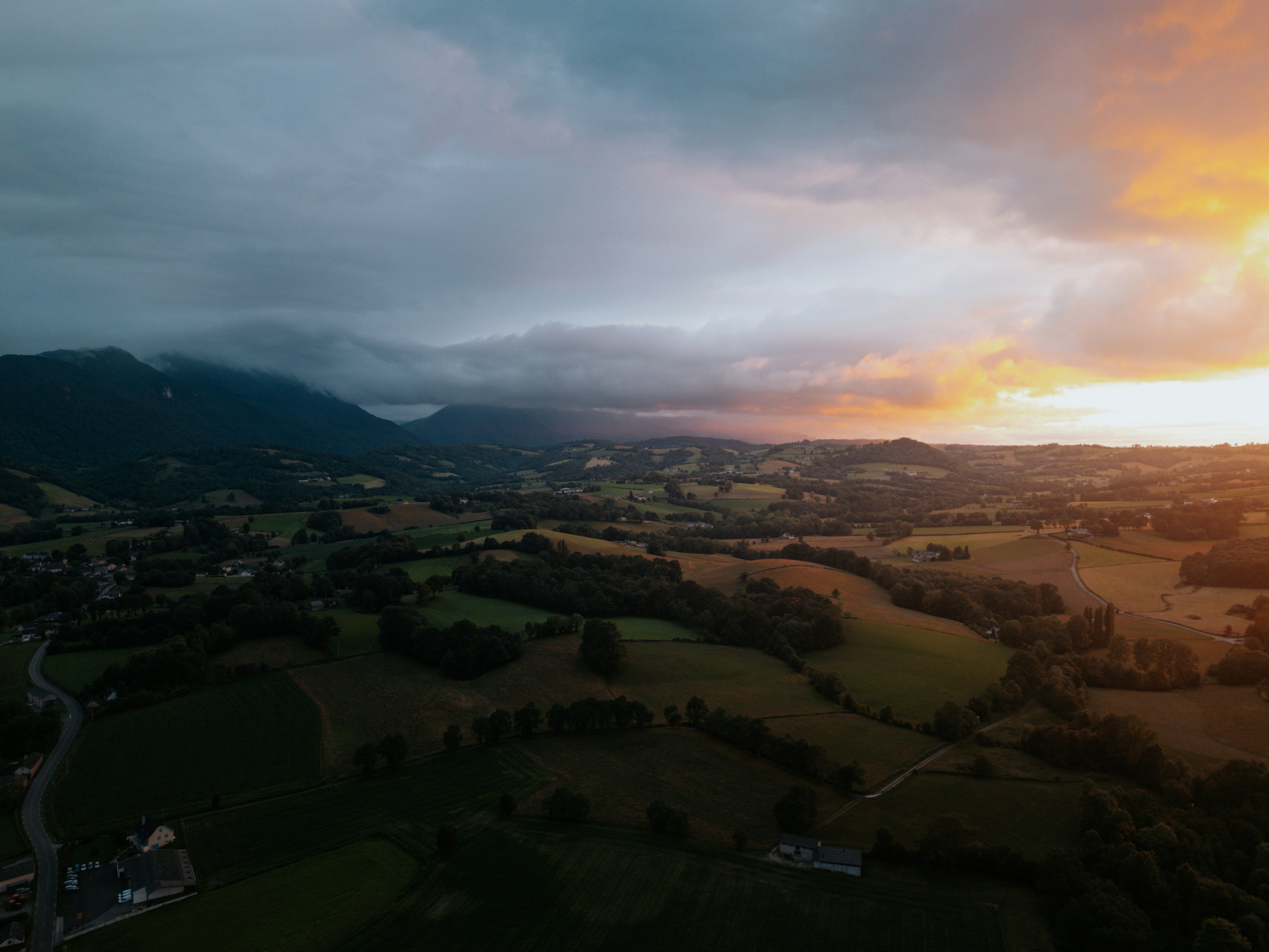 Photo by mathieuodin