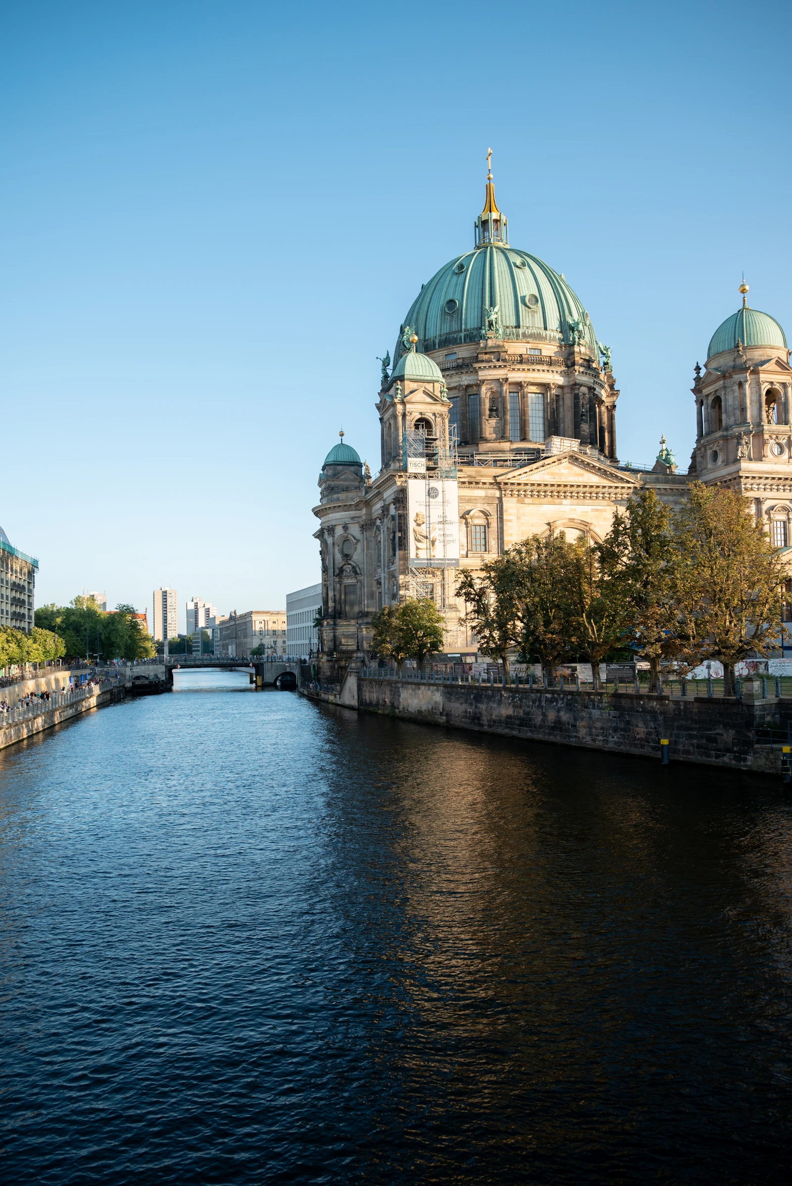 River Spree flowing through central Berlin
