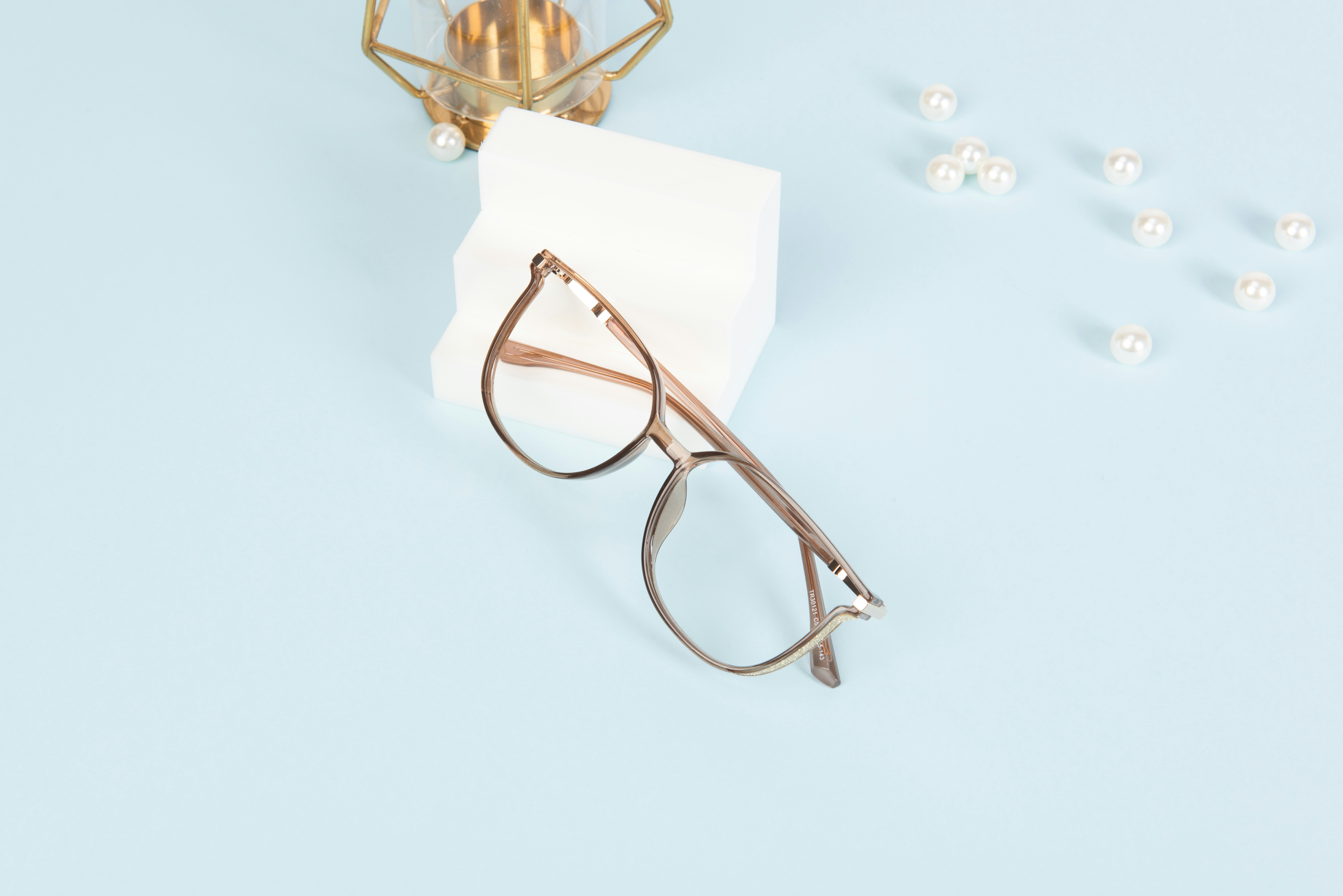 Photo by glassesshop_9