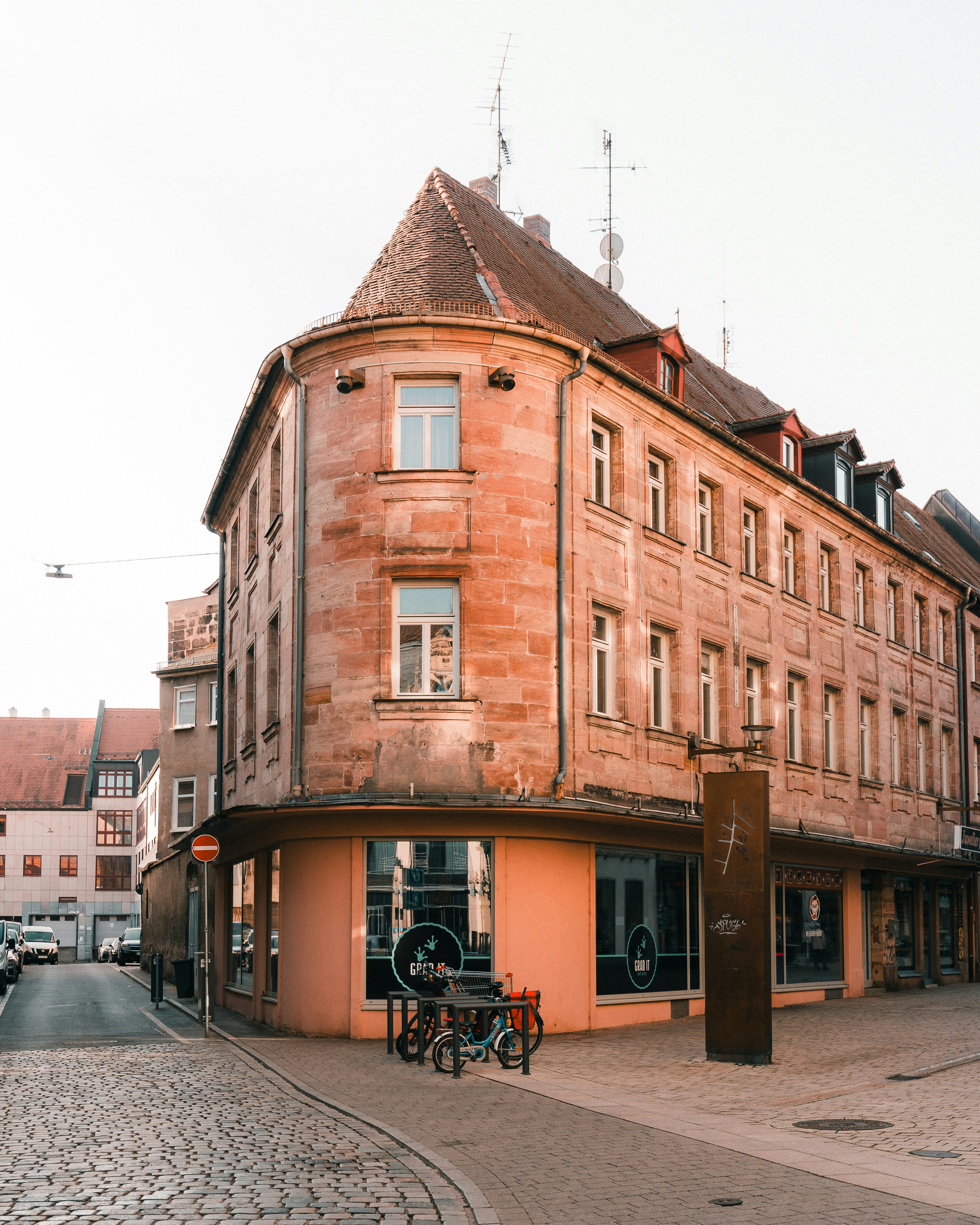 Photo by bangscreative