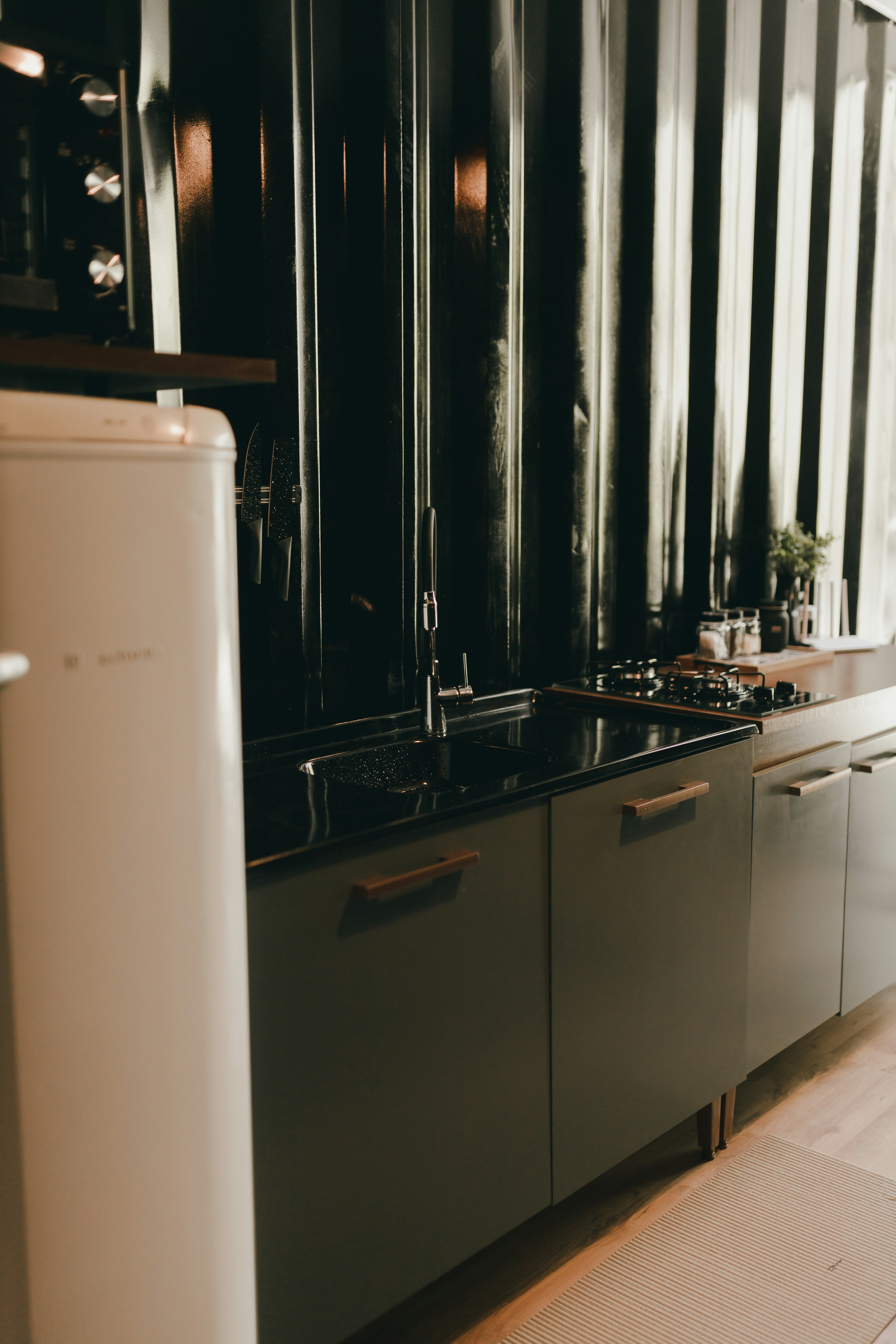 Photo by alexandermassph