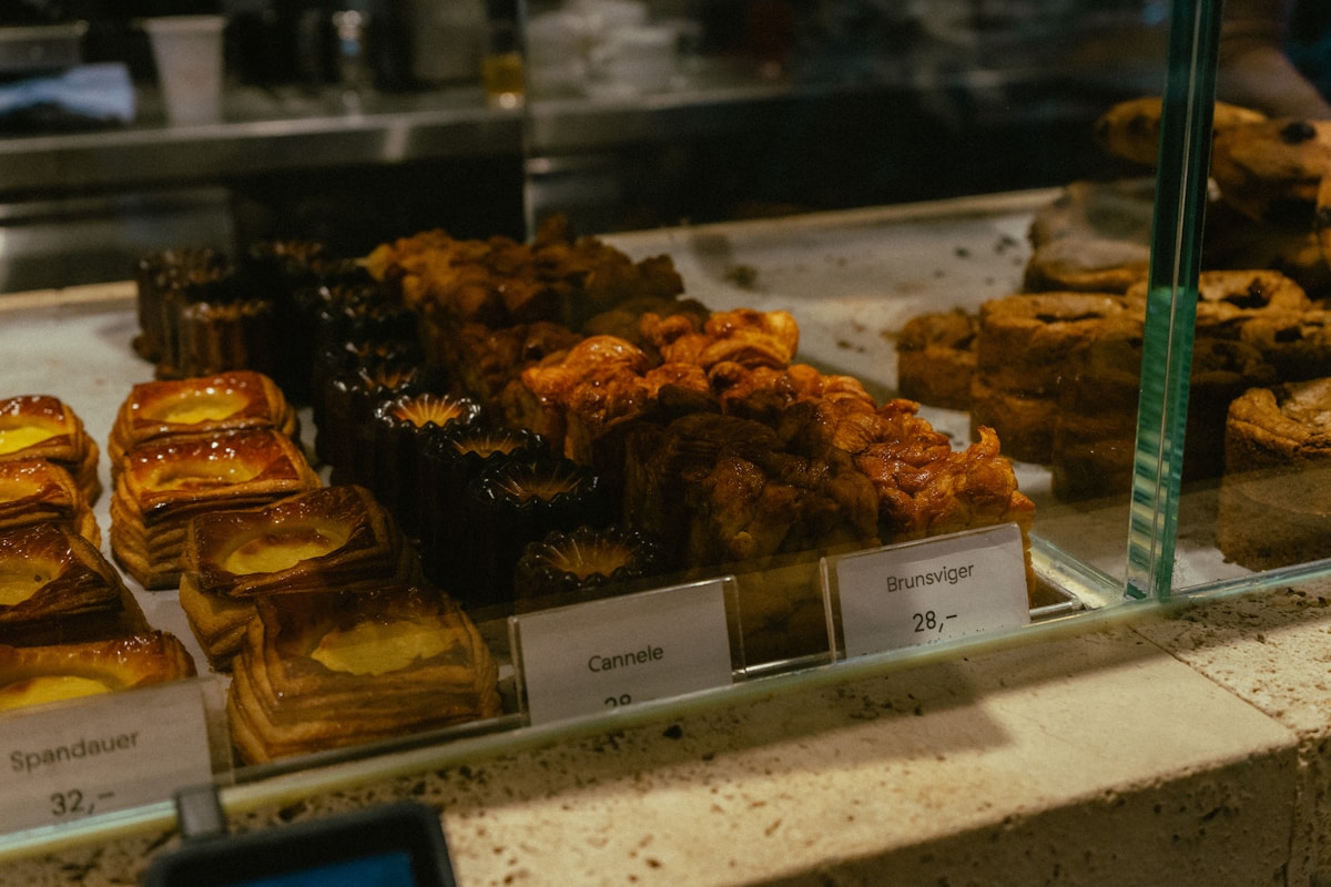 Are silicone canele molds better than metal?