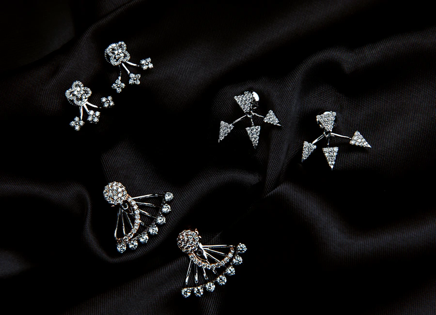 Art deco diamond drop earrings
