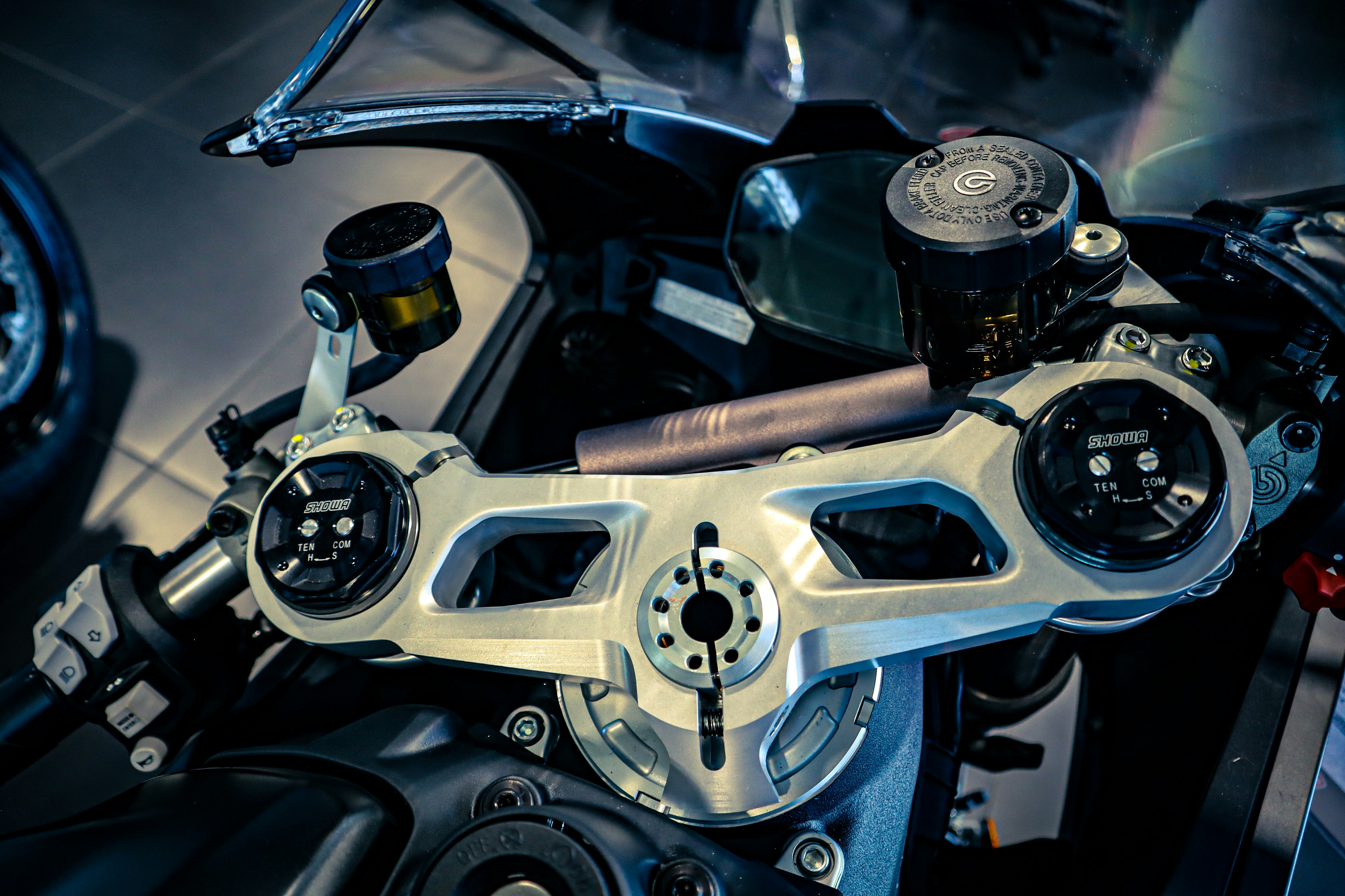 6 Benefits of Precision Towing Service’s Motorcycle Assistance