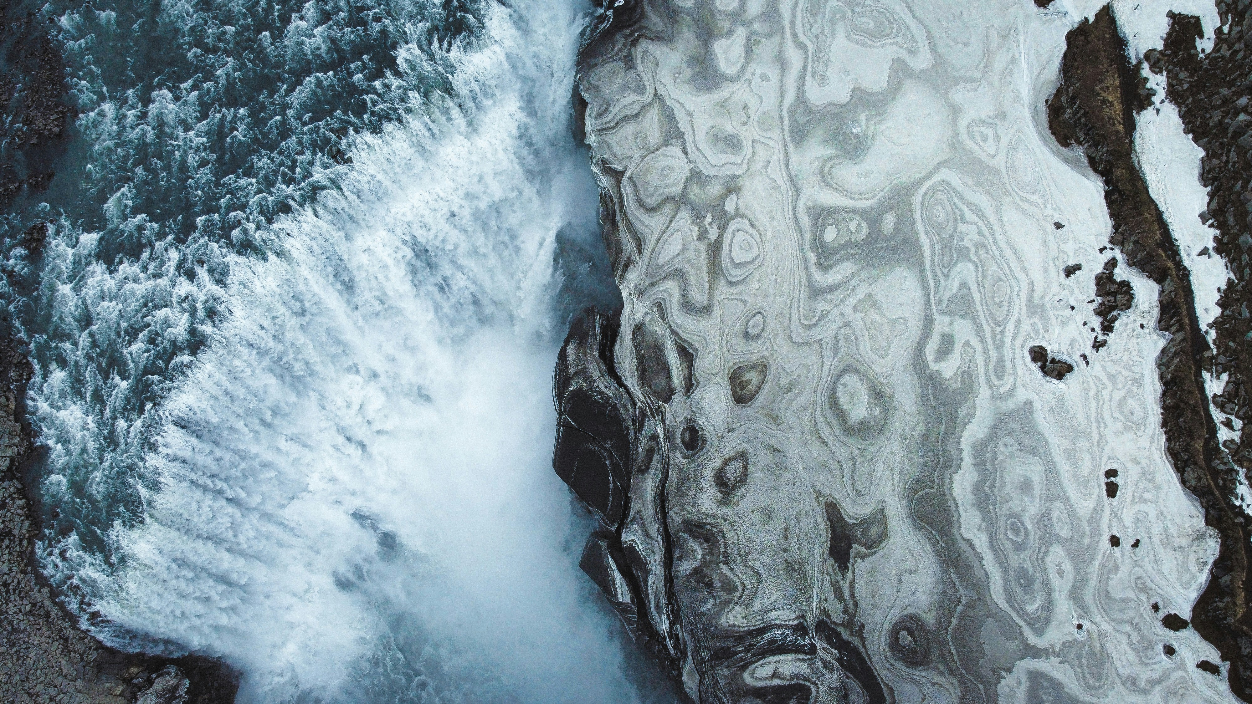 해외여행 시 주의해야 할 점: 안전과 즐거움을 위한 팁