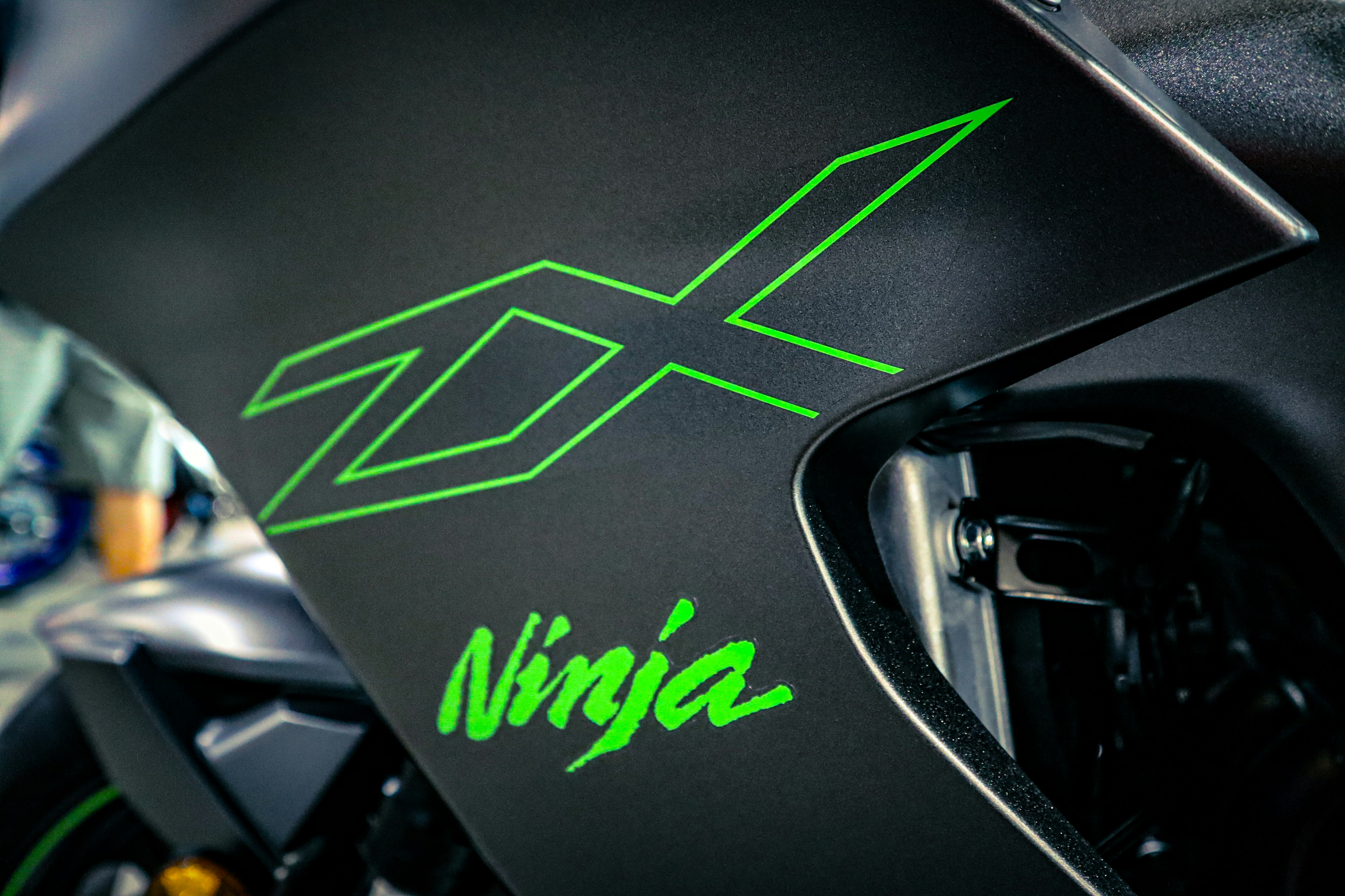 High-tech features of Ninja H2