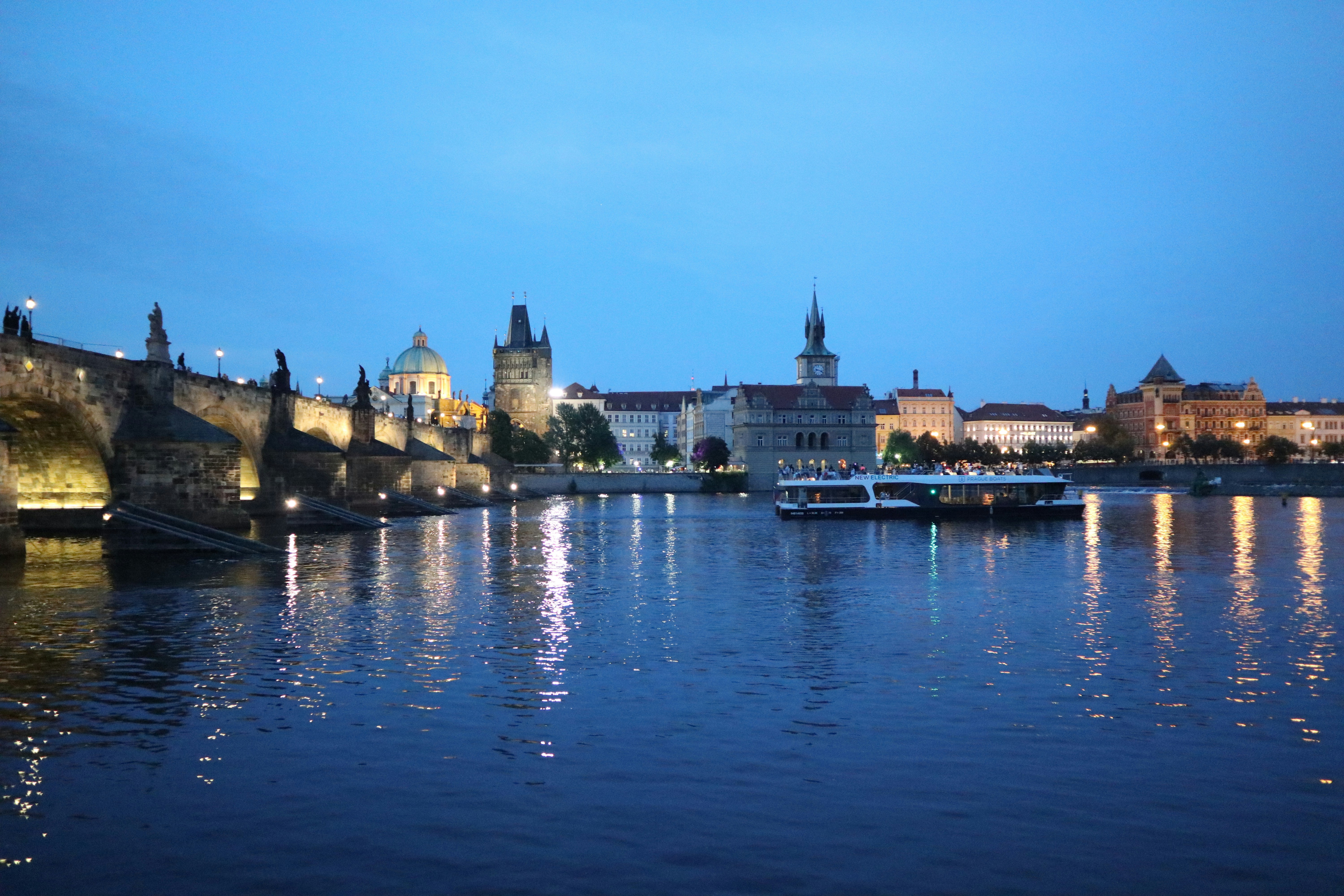 Photo by balint_miko