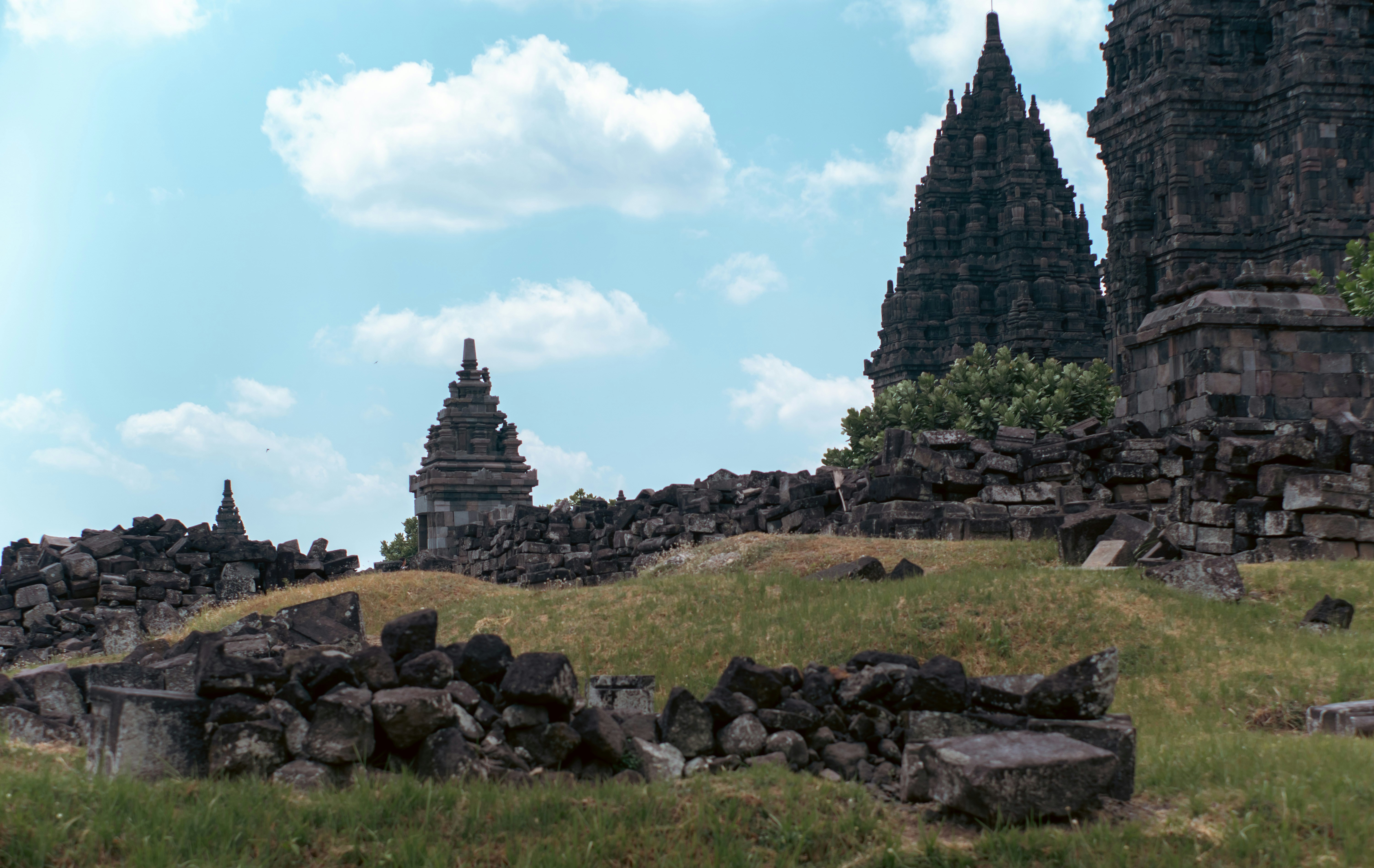 ancient javanese war landscape, wallpaper, Nama Tokoh Pahlawan Perang Diponegoro dan Peran Strategisnya 6