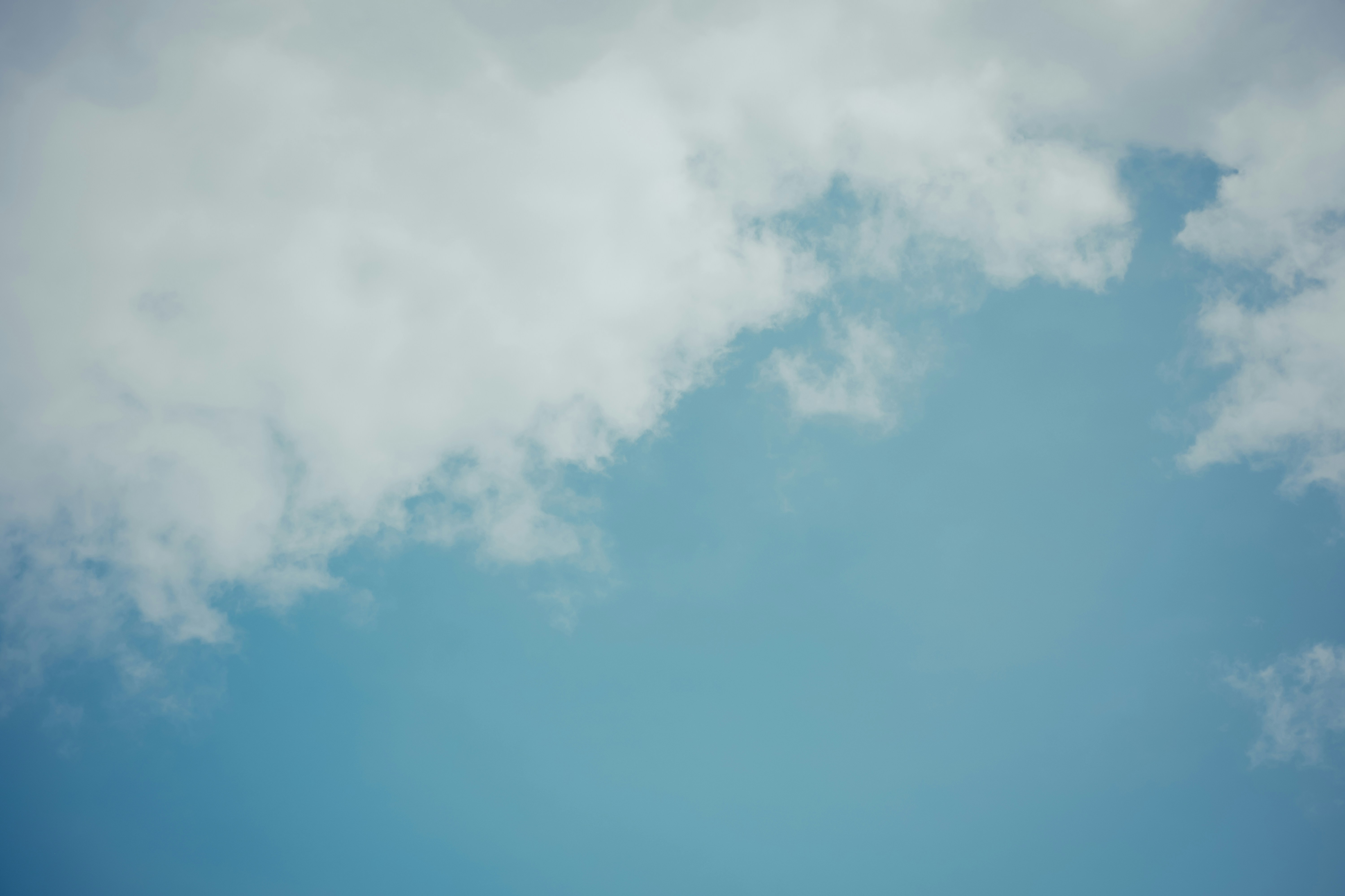 photo-1725031197233-dce38f70bb97?ixid=M3wxMjA3fDB8MXxzZWFyY2h8Nnx8aGlnaHN0YWtlc3dlZXBzfGVufDB8fHx8MTc2MTA0NzA1MHww\u0026ixlib=rb-4.1.0