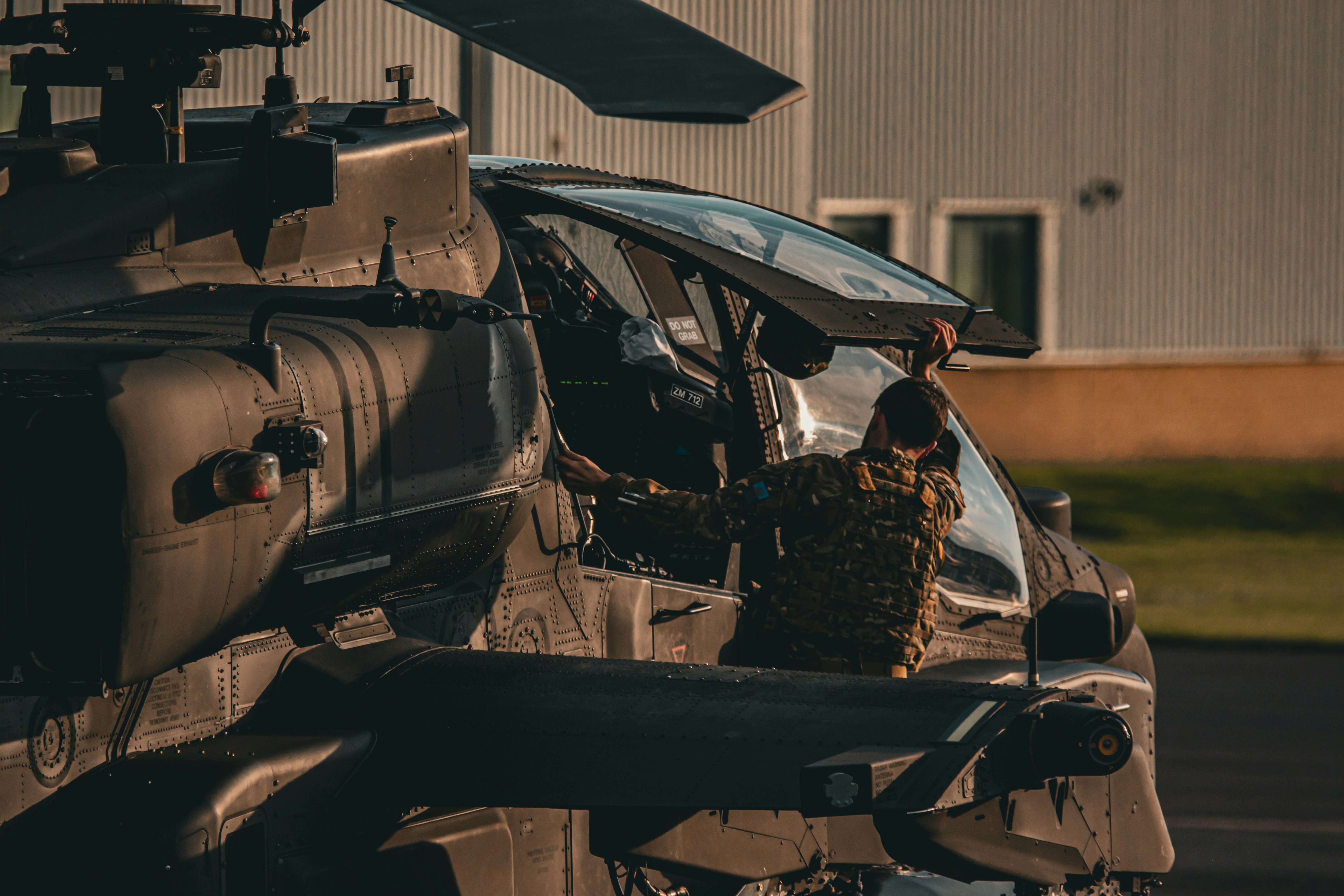 armored vehicle wallpaper, wallpaper, Inkas Sentry APC: A Deep Dive into Armored Vehicles 6