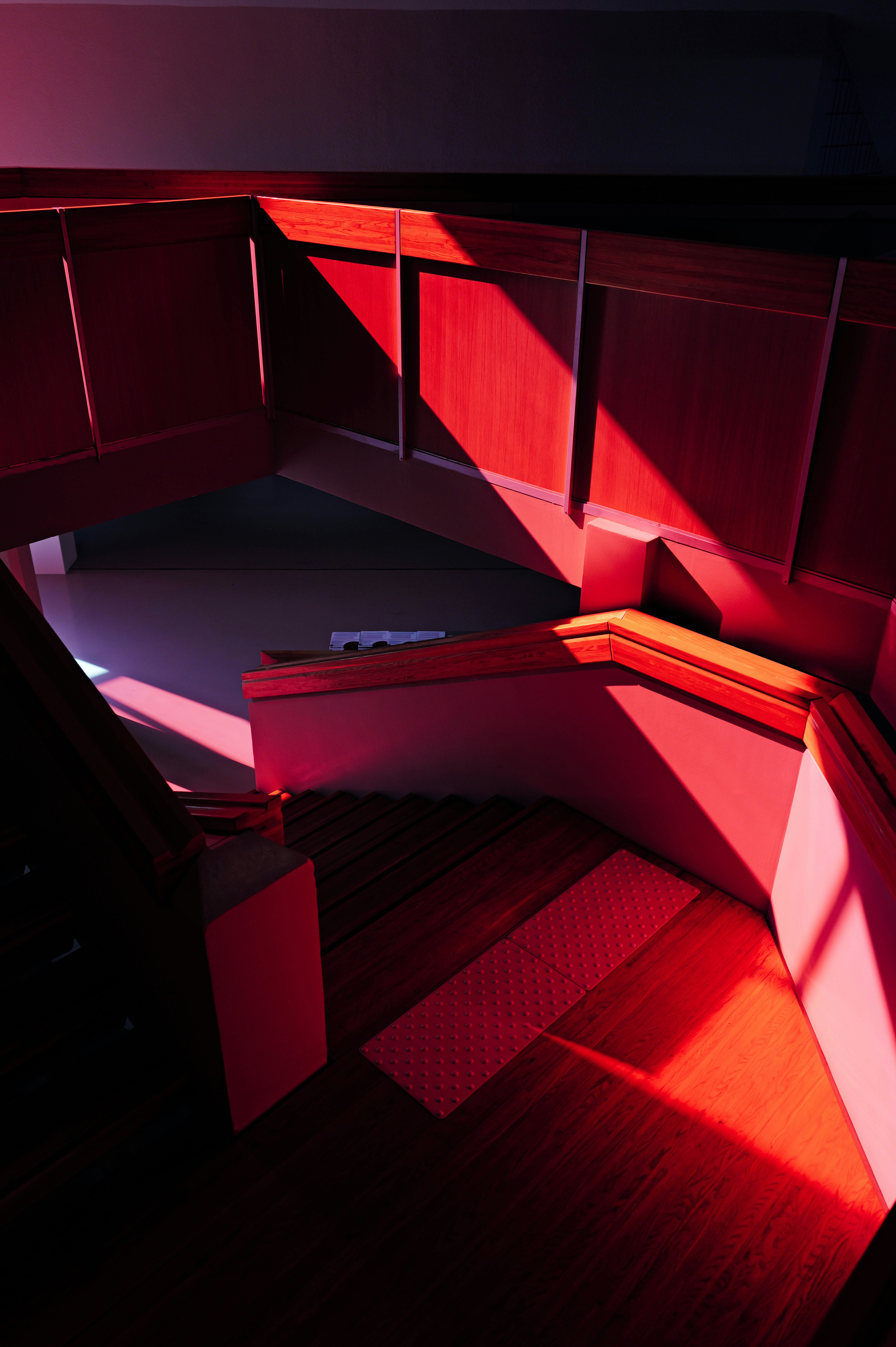 Photo by adrienolichon