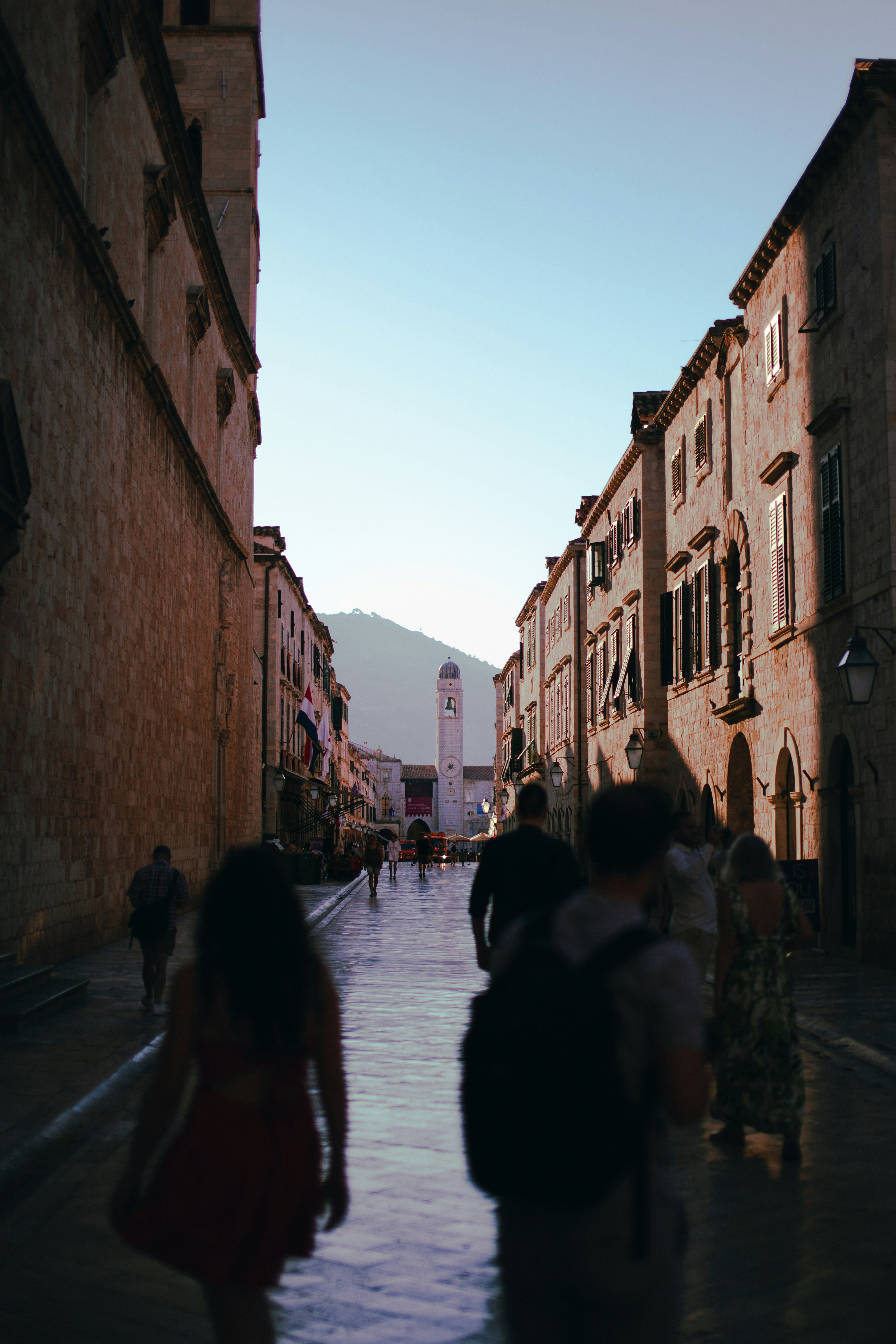 Photo by koryunhills
