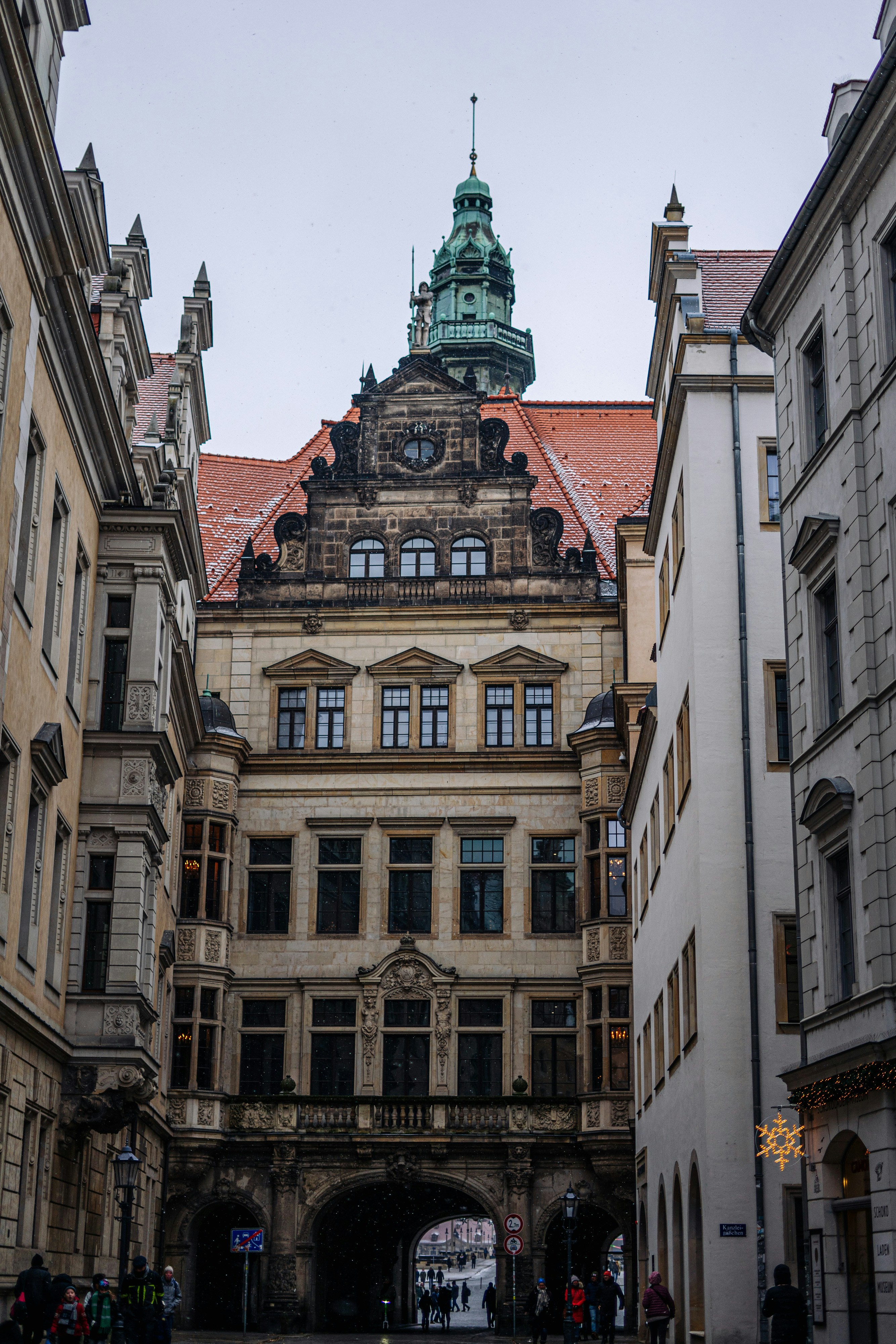 Photo by robert_lens