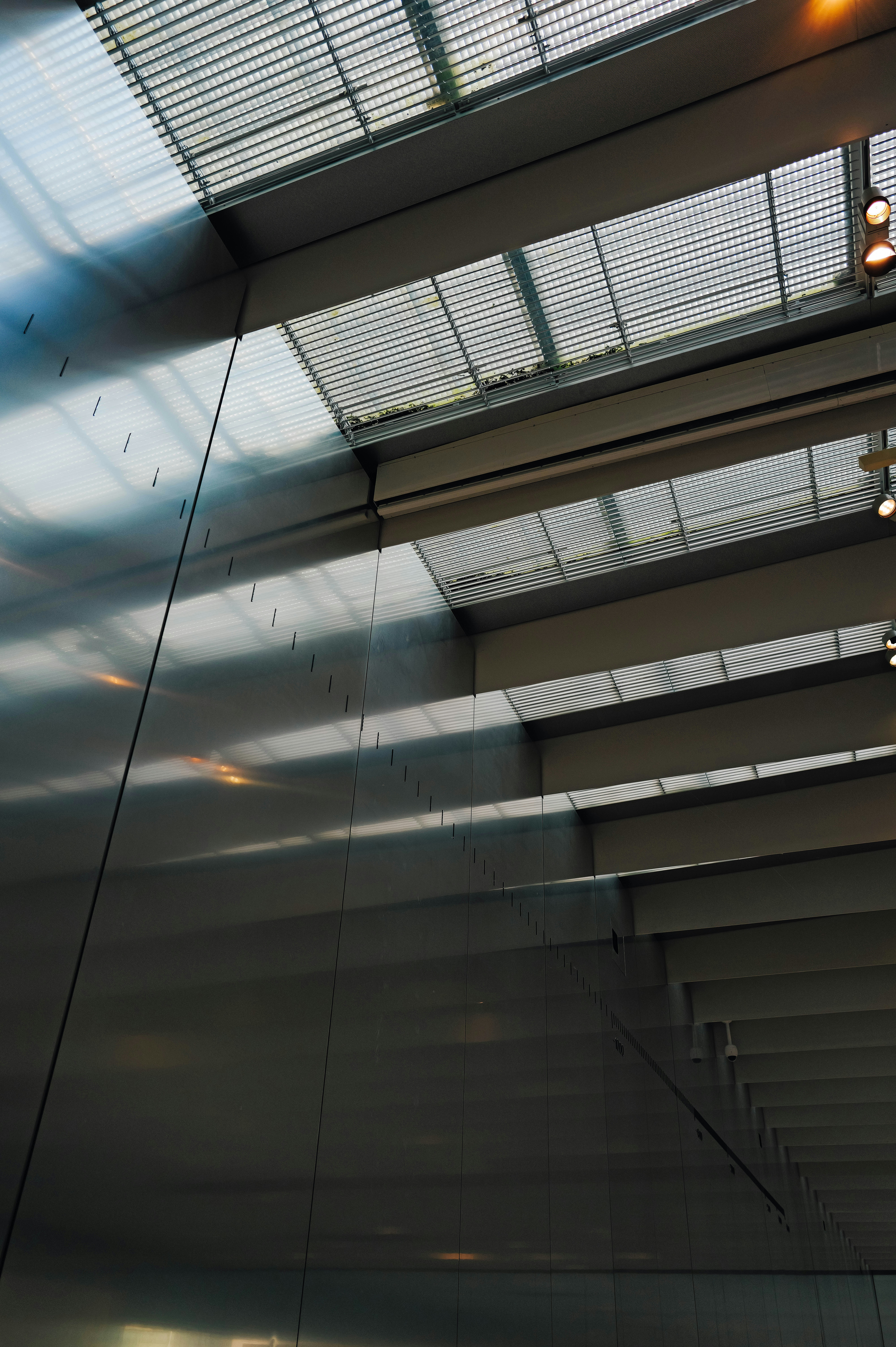 Photo by adrienolichon